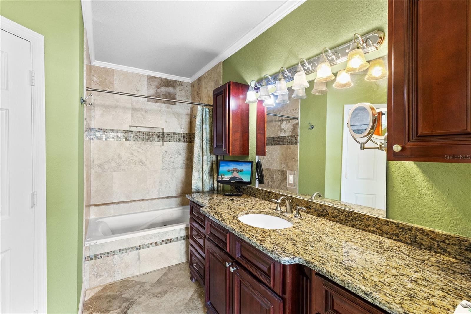 GRANDE DOWNTOWN ORLANDO - Residential