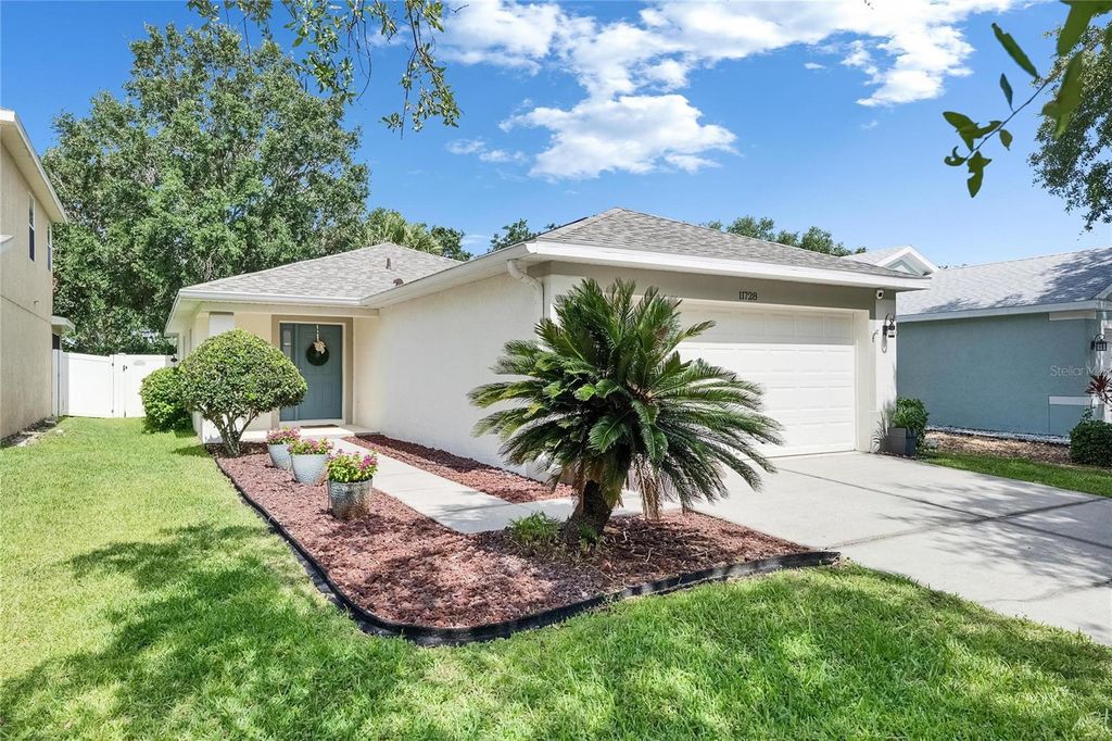 Photo of 11728 Crest Creek Drive, Riverview, FL 33569 (MLS # TB8390542)