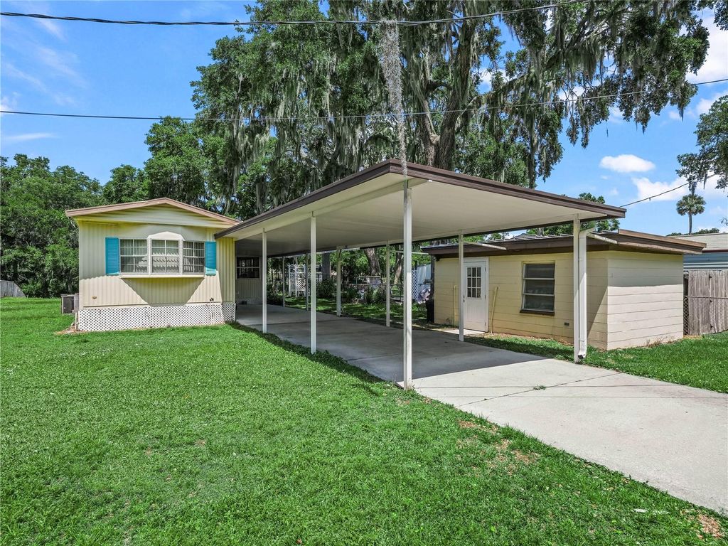 Photo of 3130 N Marina Parkway, Lake Wales, FL 33898 (MLS # K4902882)