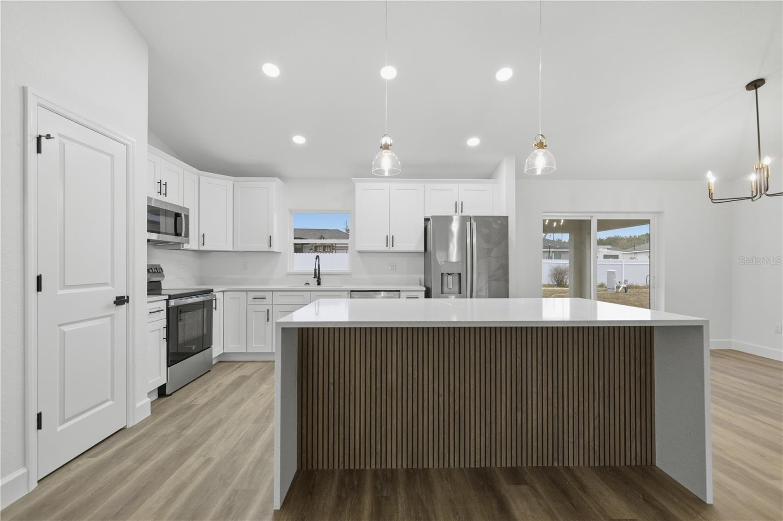 23 JUNIPER LOOP COURT