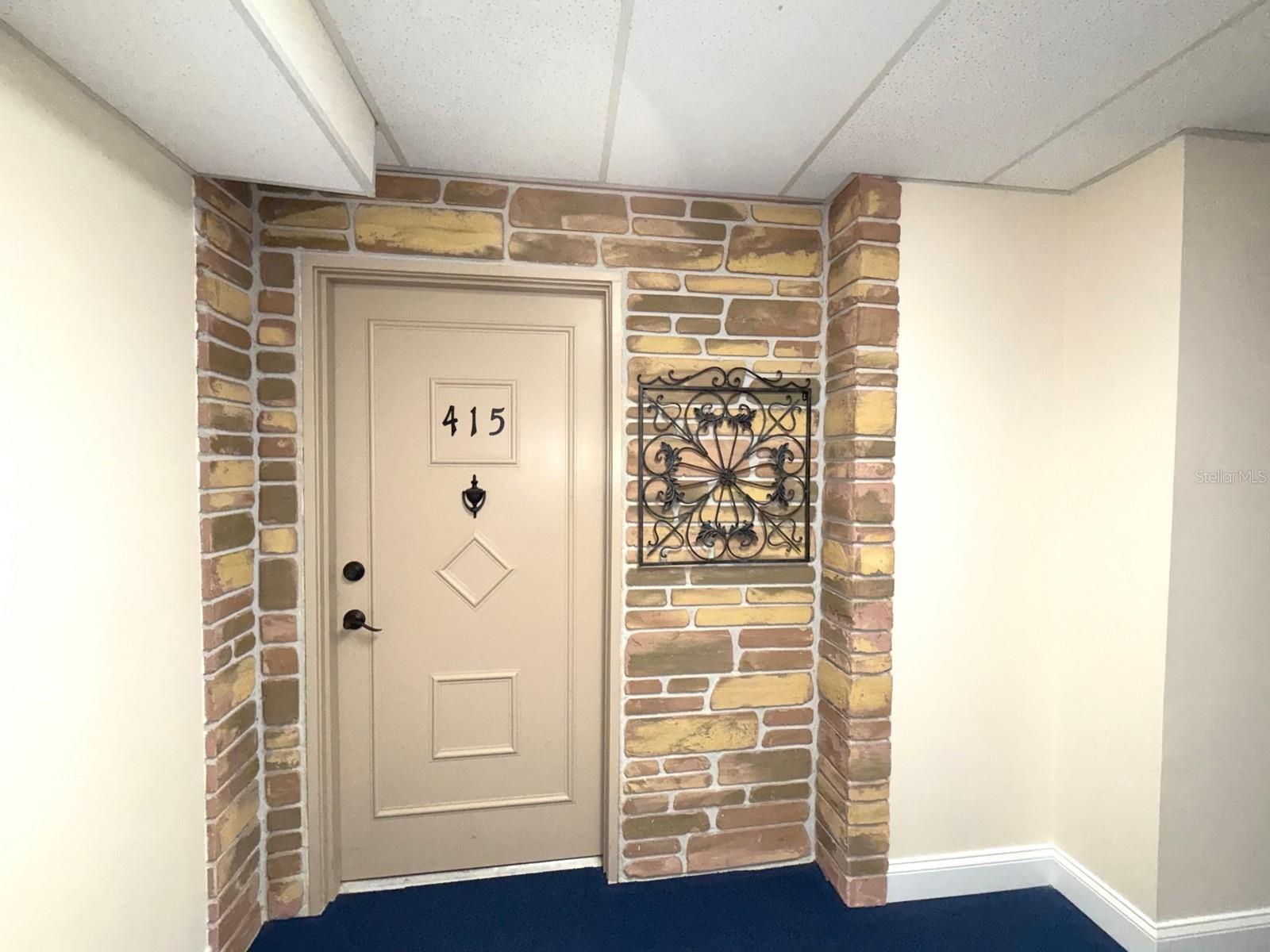 HARBOUR CLUB CONDO 2 - Residential