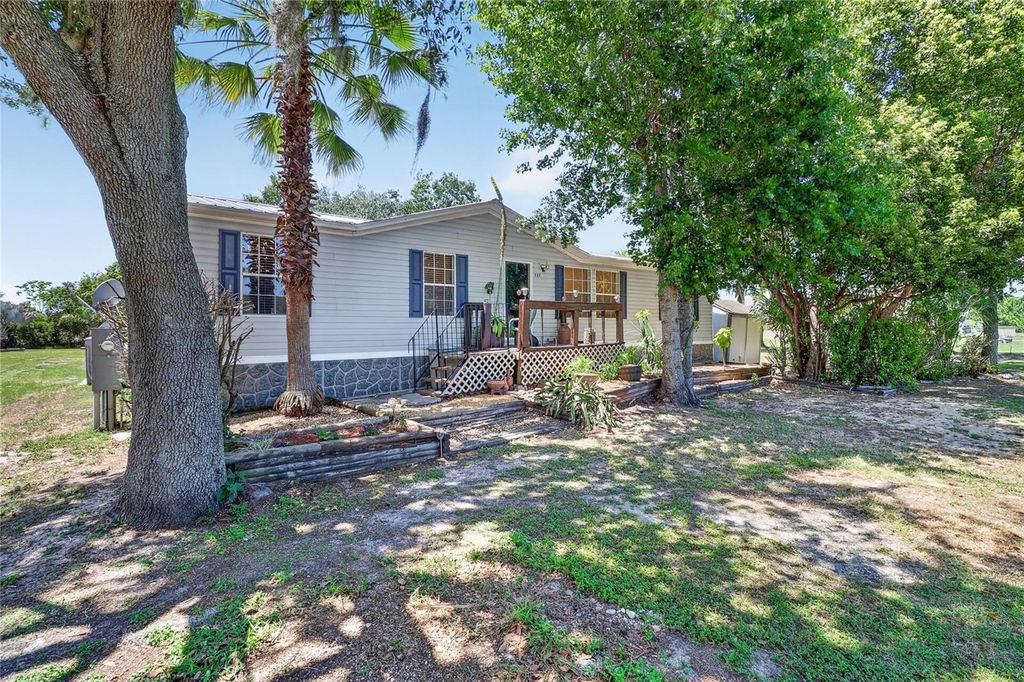 Photo of 227 Cracker Lane, Wauchula, FL 33873 (MLS # L4960850)