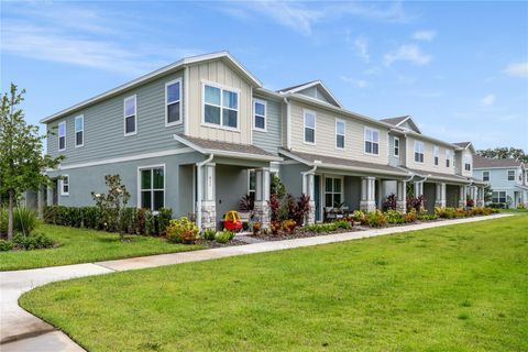 Photo of 627 Dogfish Lane, Debary, FL 32713 (MLS # O6326705)