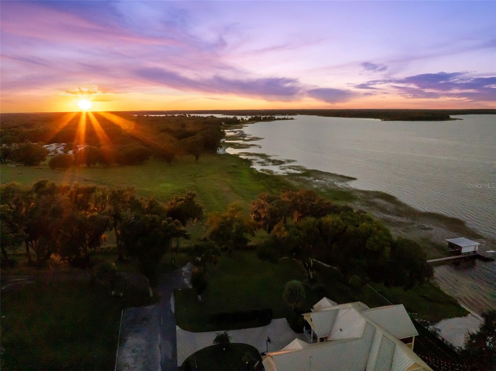 SUNSET HARBOR HILL - Residential