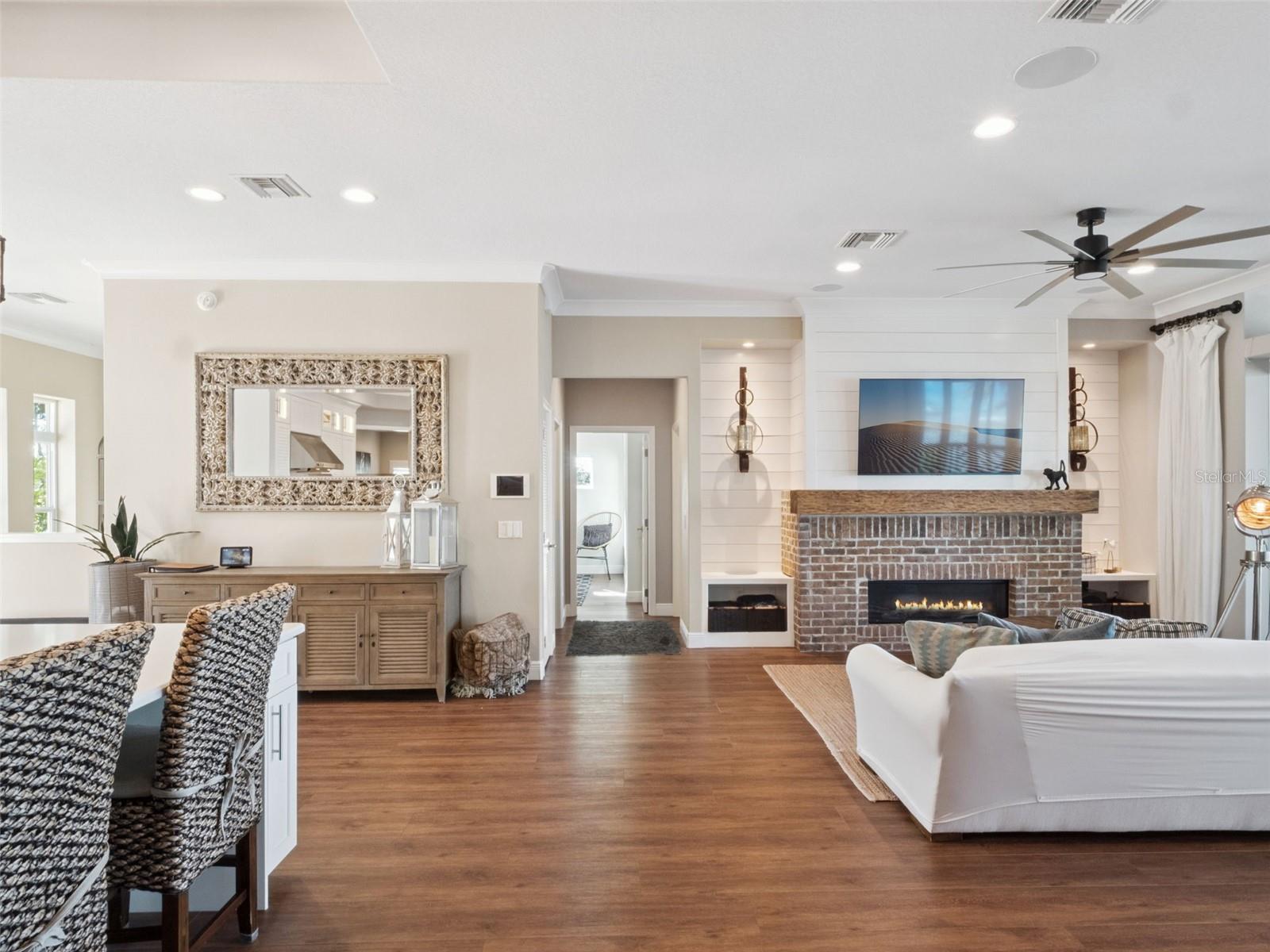 SUNSET HARBOR HILL - Residential