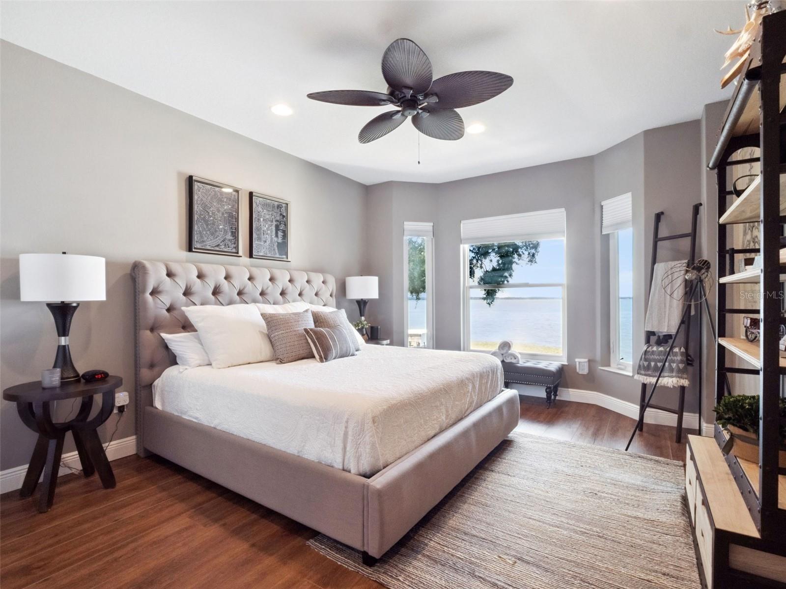 SUNSET HARBOR HILL - Residential