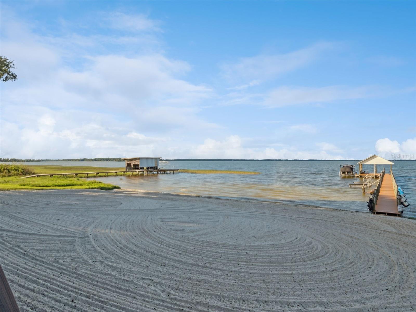 SUNSET HARBOR HILL - Residential