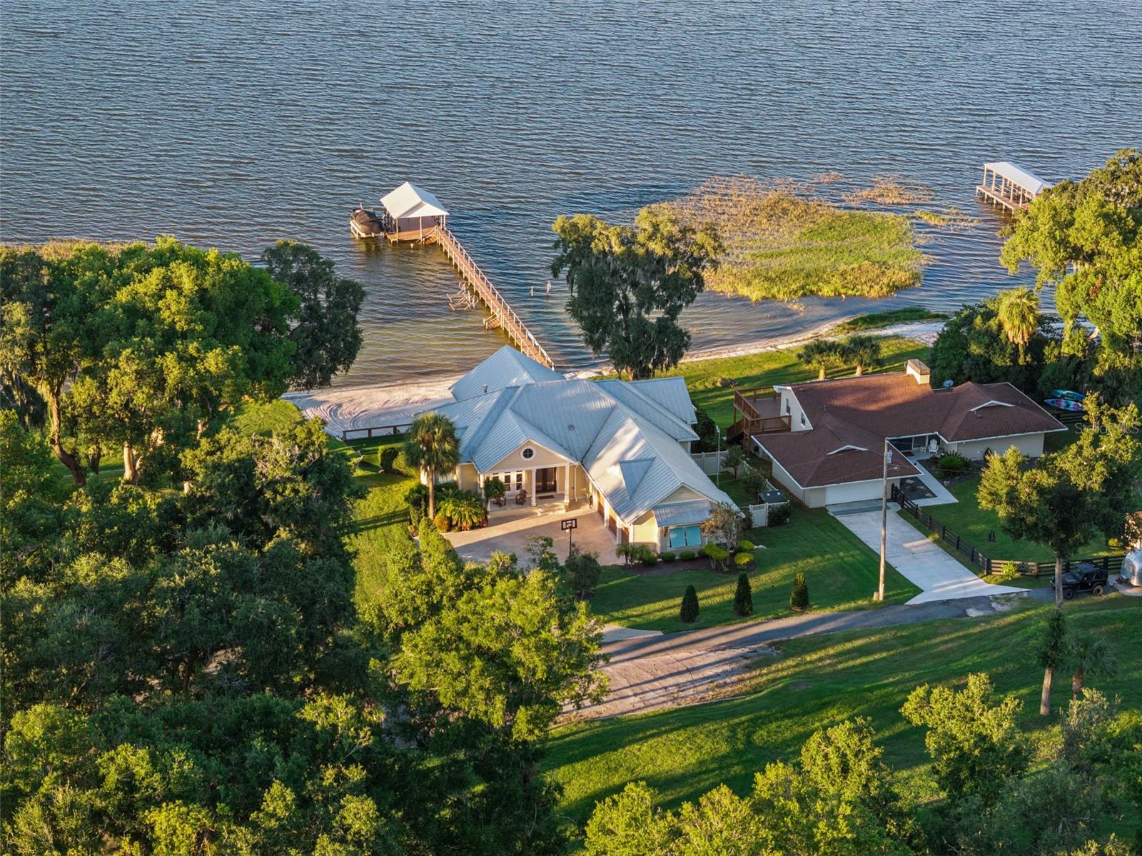 SUNSET HARBOR HILL - Residential