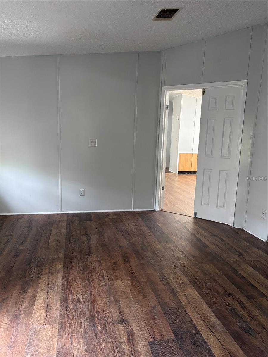 MONTVERDE HILLS - Residential Lease