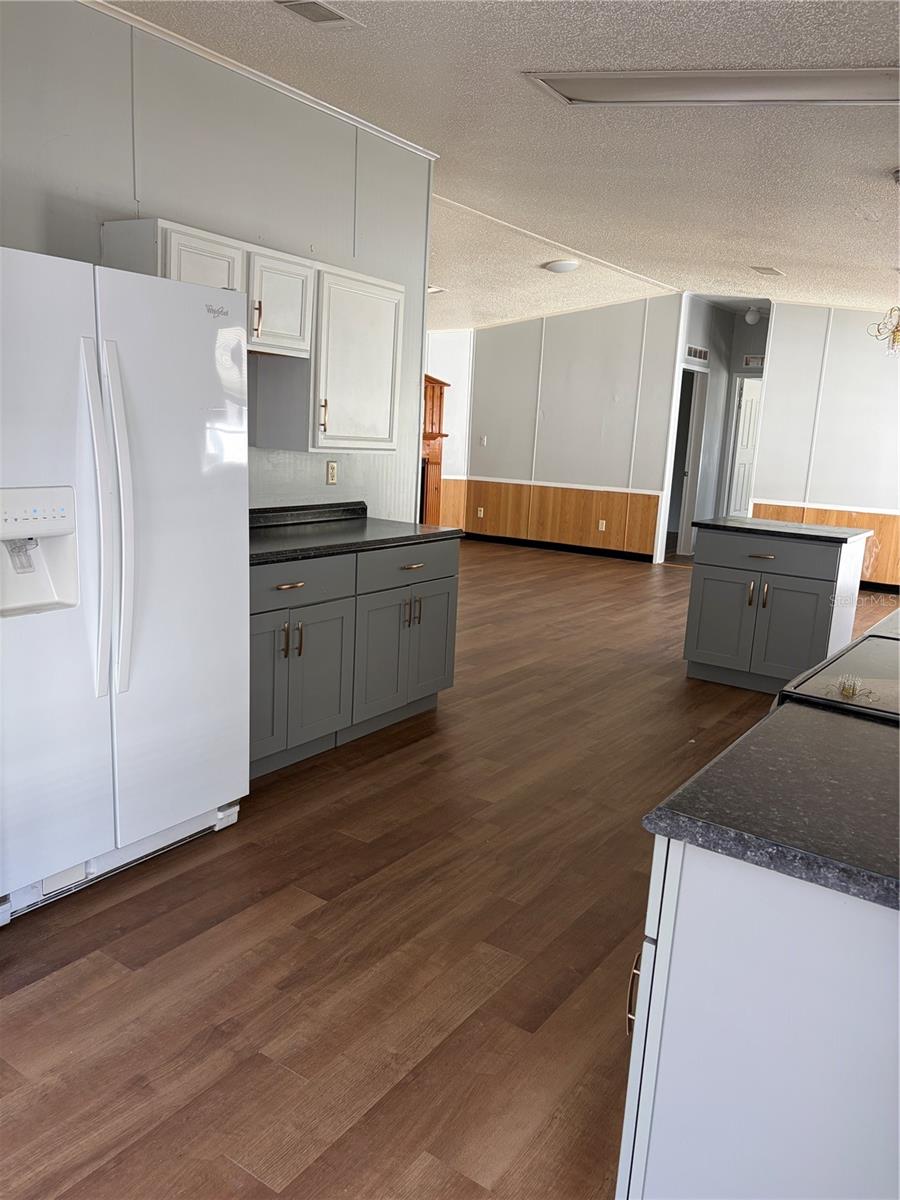 MONTVERDE HILLS - Residential Lease