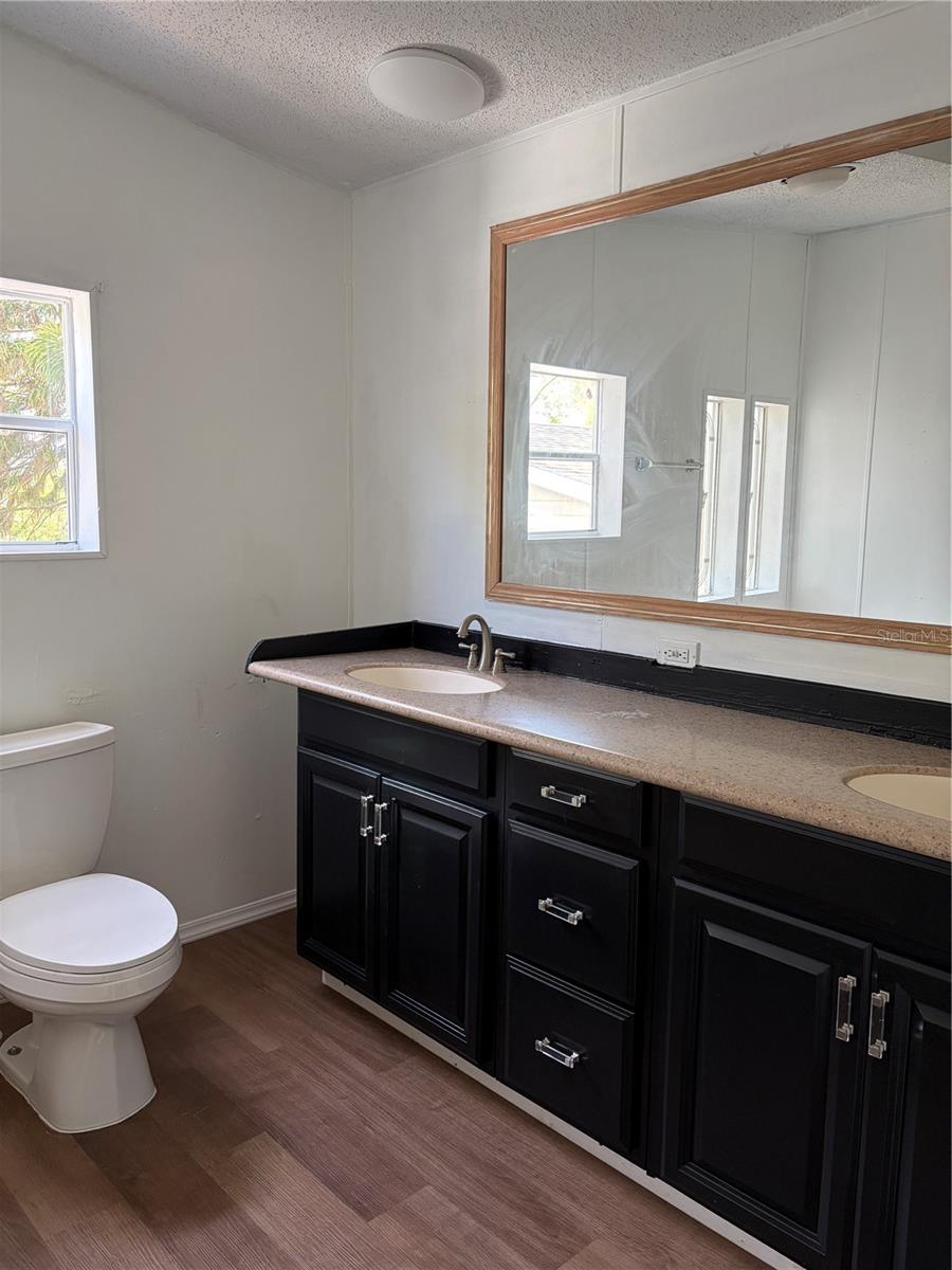 MONTVERDE HILLS - Residential Lease