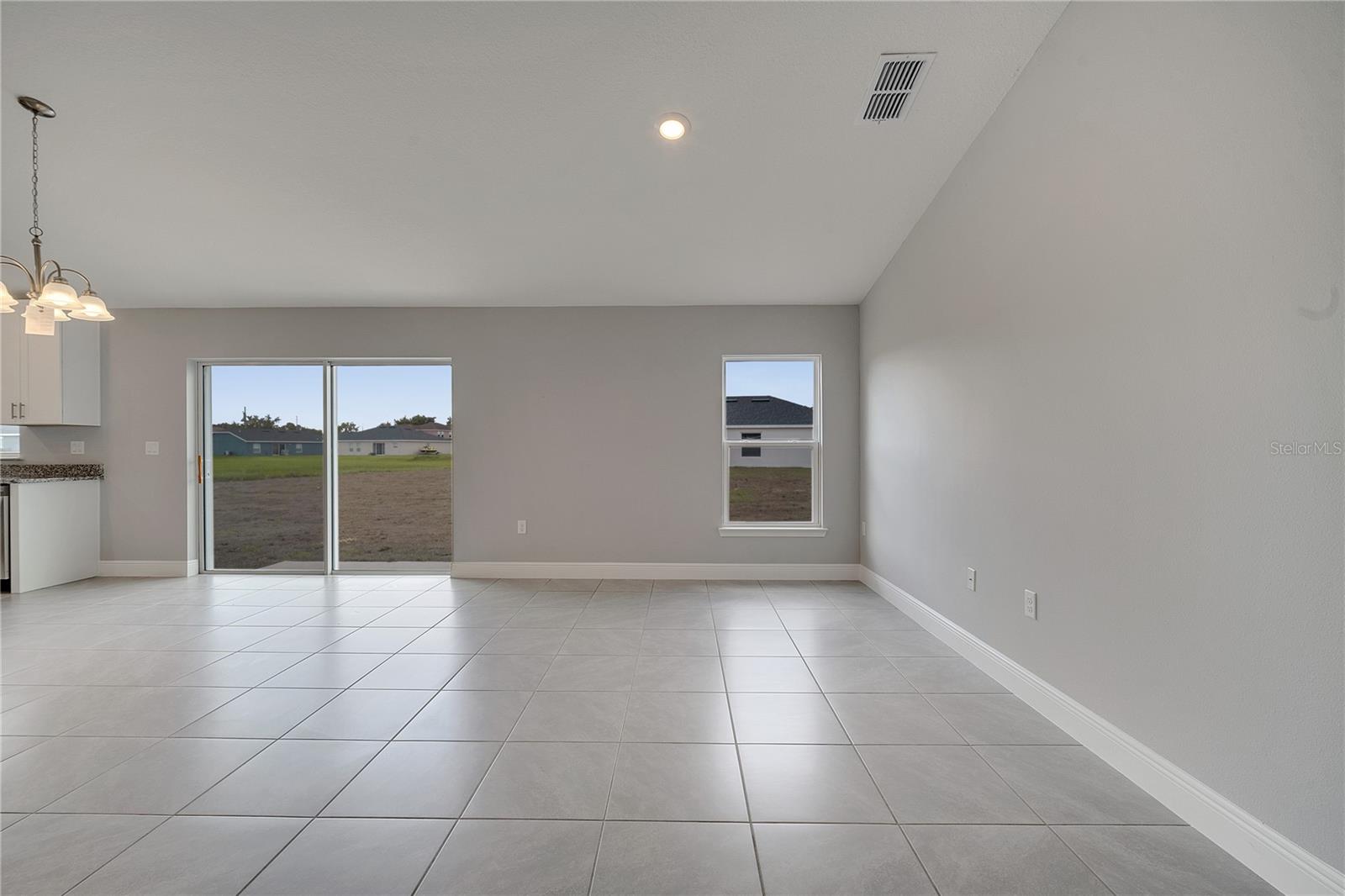 557 VICEROY COURT