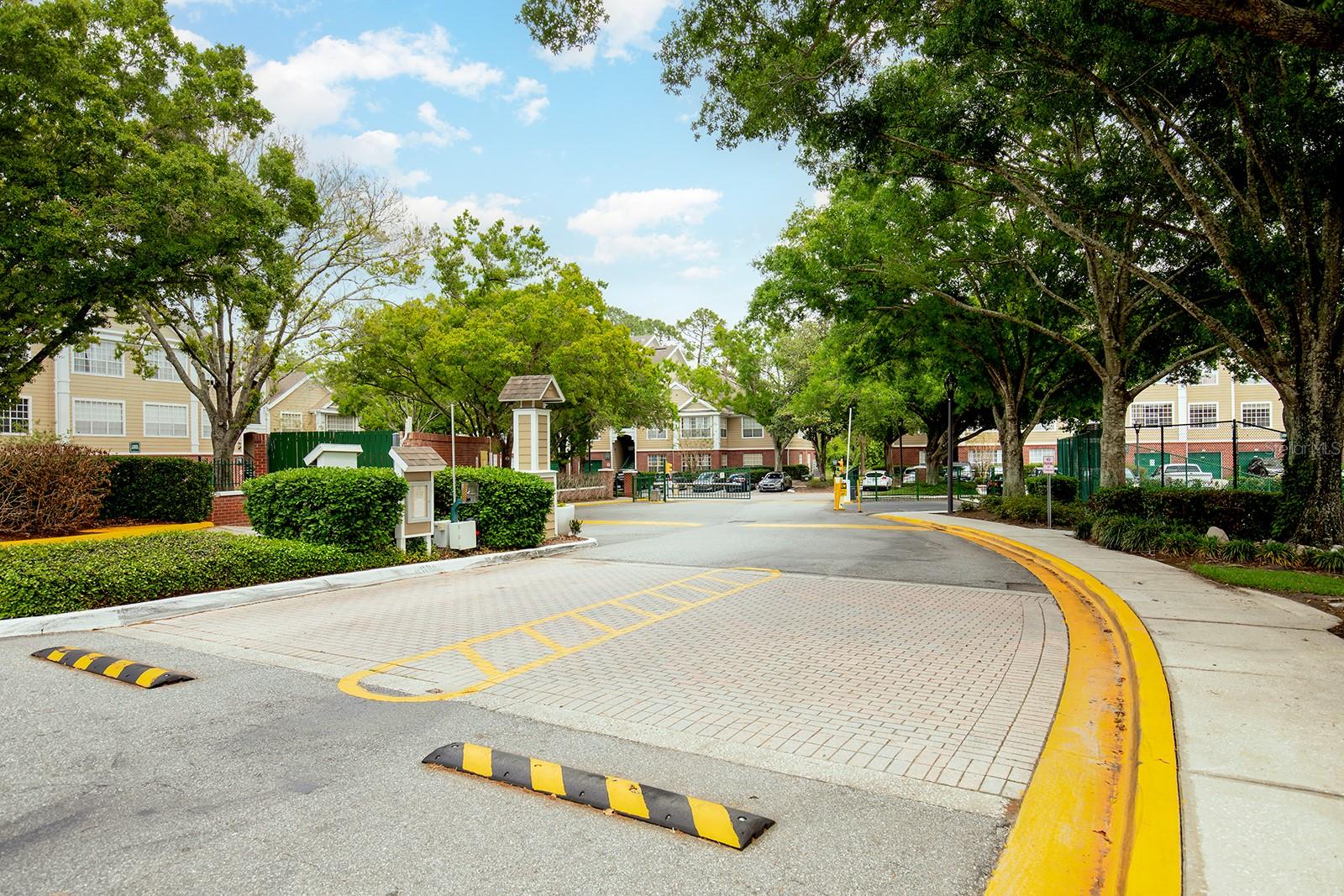 PLANTATION PARK PRIVATE RESIDENCE - Residential