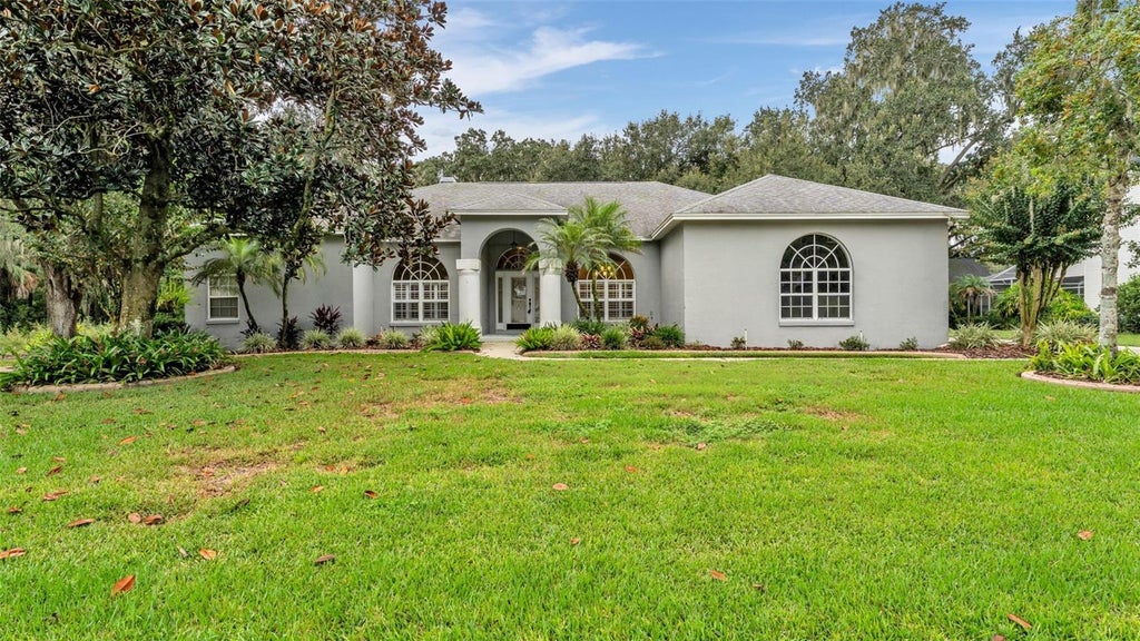 Photo of 7265 Millbrook Oaks Drive, Lakeland, FL 33813 (MLS # L4965570)