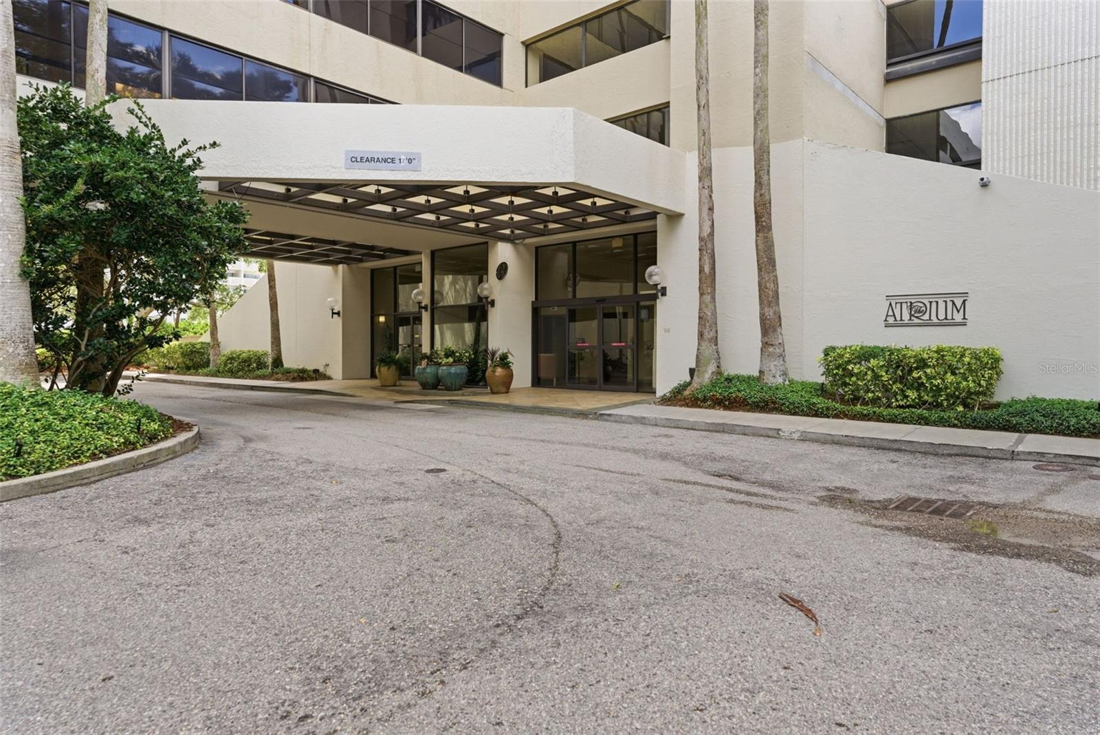 2413 BAYSHORE BOULEVARD 1004
