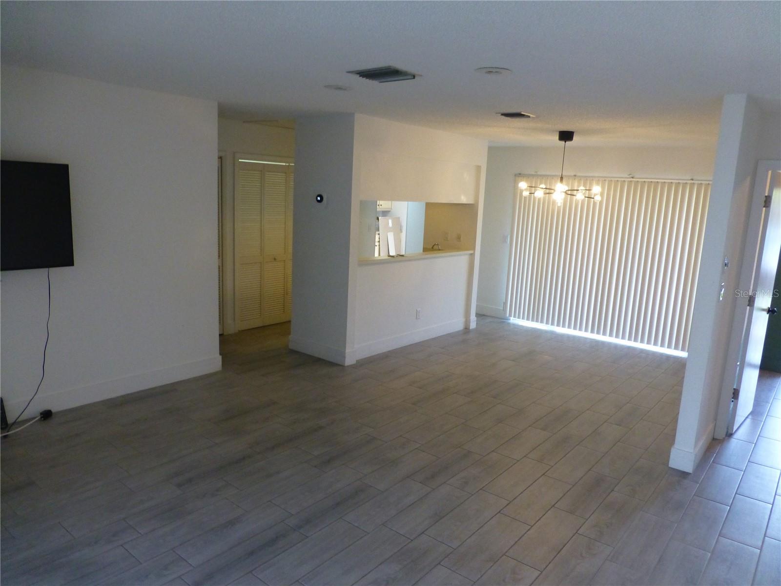 EAST LAKE WOODLANDS CLUSTER HOMES - Residential Lease