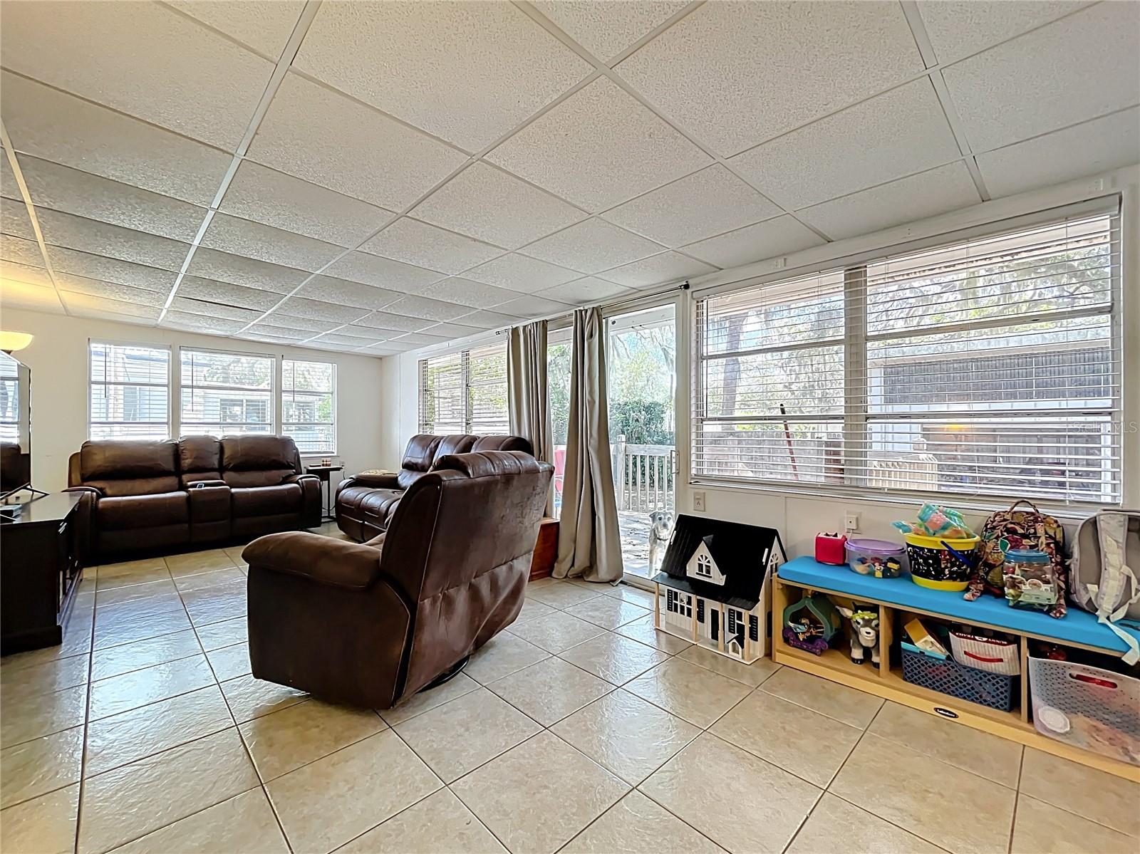 EAGLE NEST MOB HOMES ESTATES ADD 01 - Residential