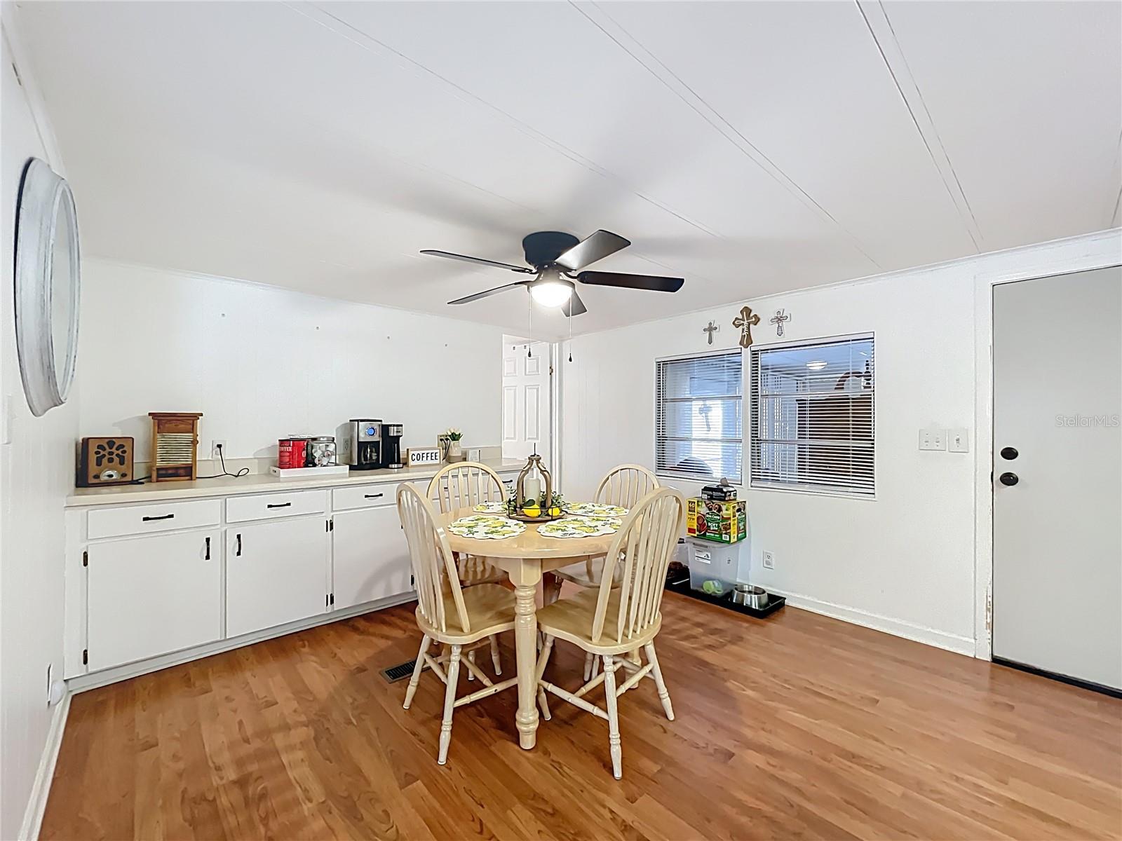 EAGLE NEST MOB HOMES ESTATES ADD 01 - Residential