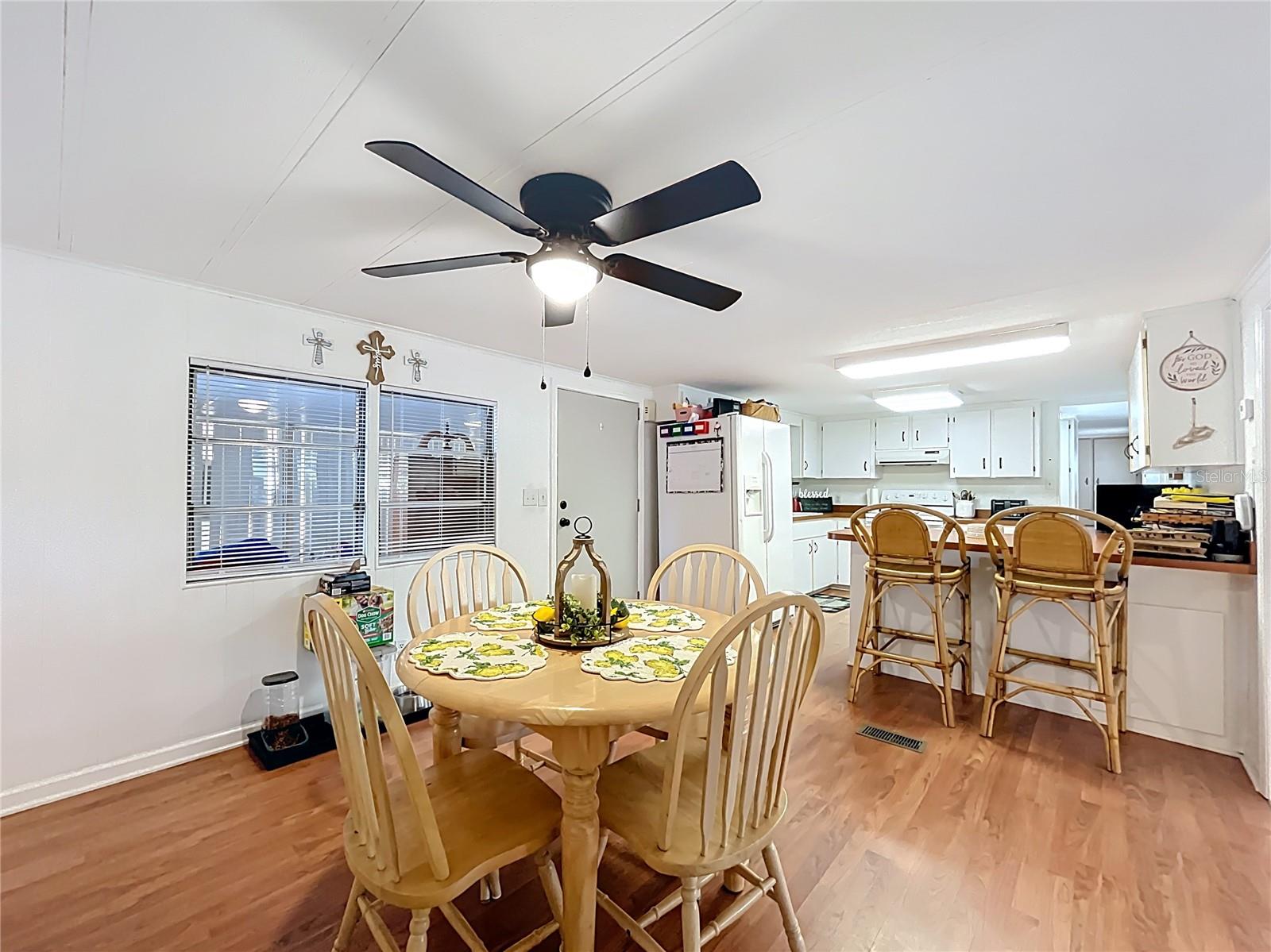 EAGLE NEST MOB HOMES ESTATES ADD 01 - Residential