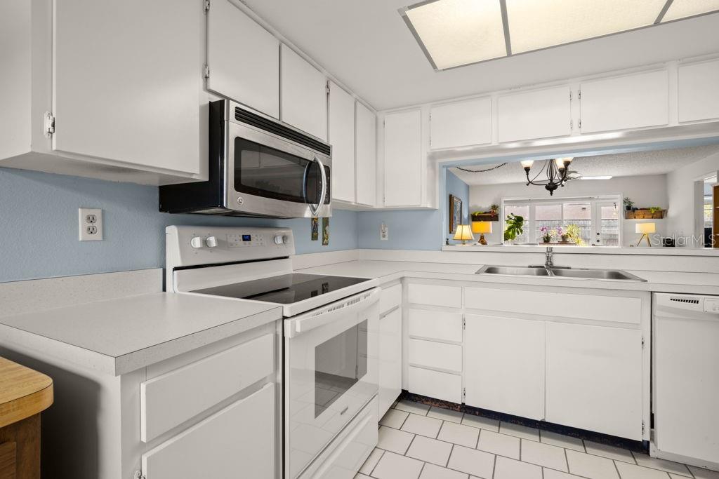 SEVEN SPRINGS VILLAS CONDO - Residential