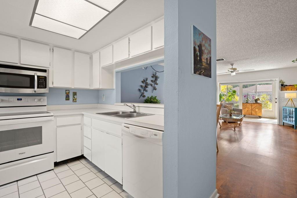 SEVEN SPRINGS VILLAS CONDO - Residential