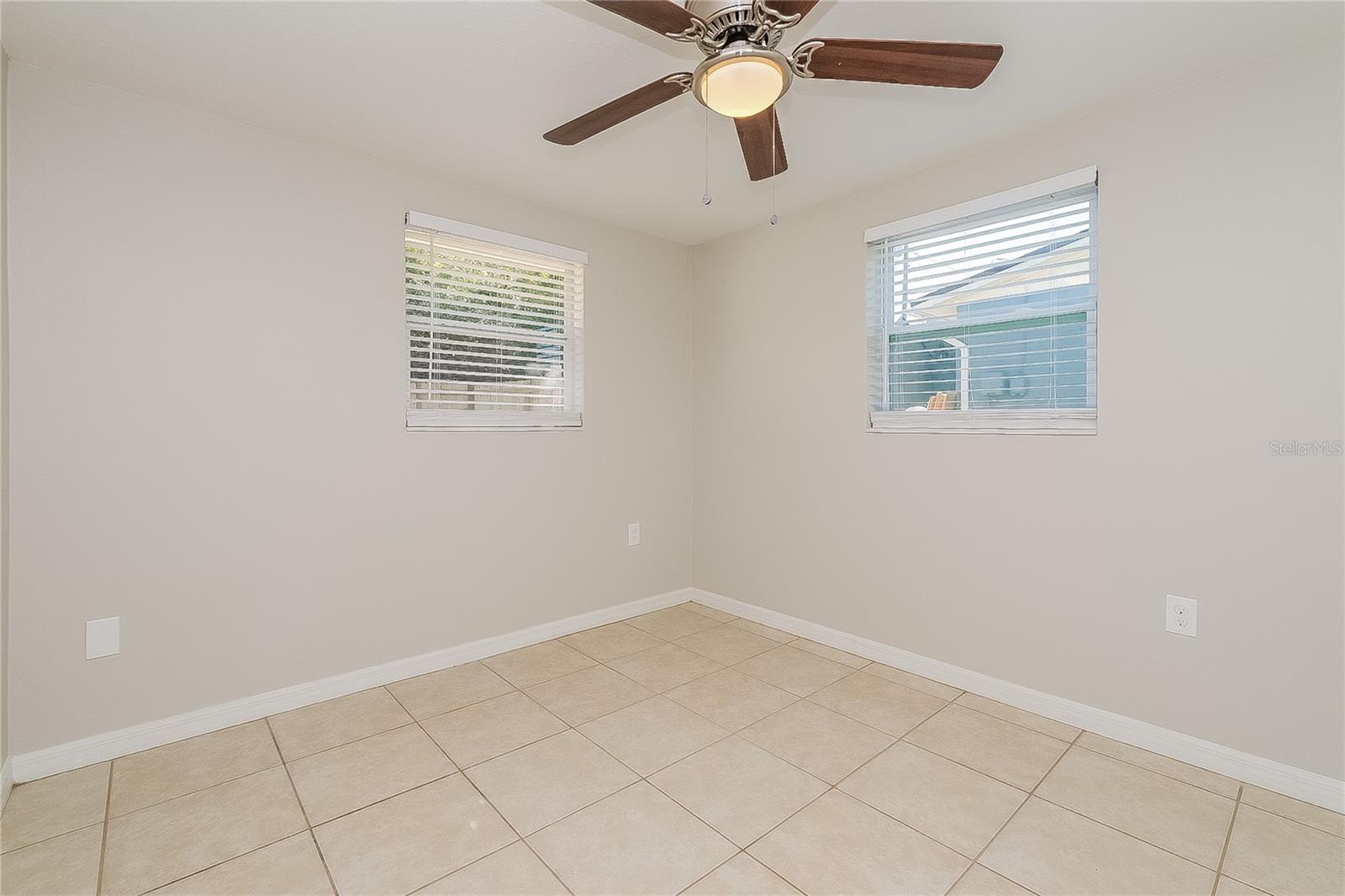 MELODIE HILLS 01 - Residential Lease