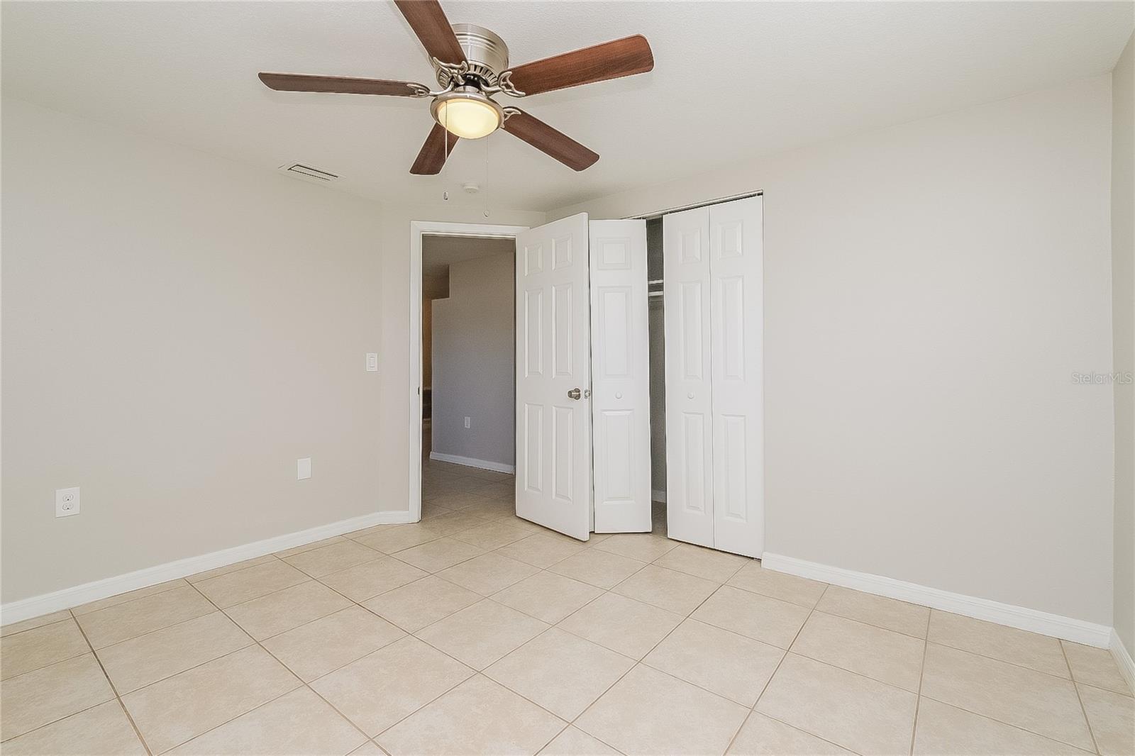 MELODIE HILLS 01 - Residential Lease