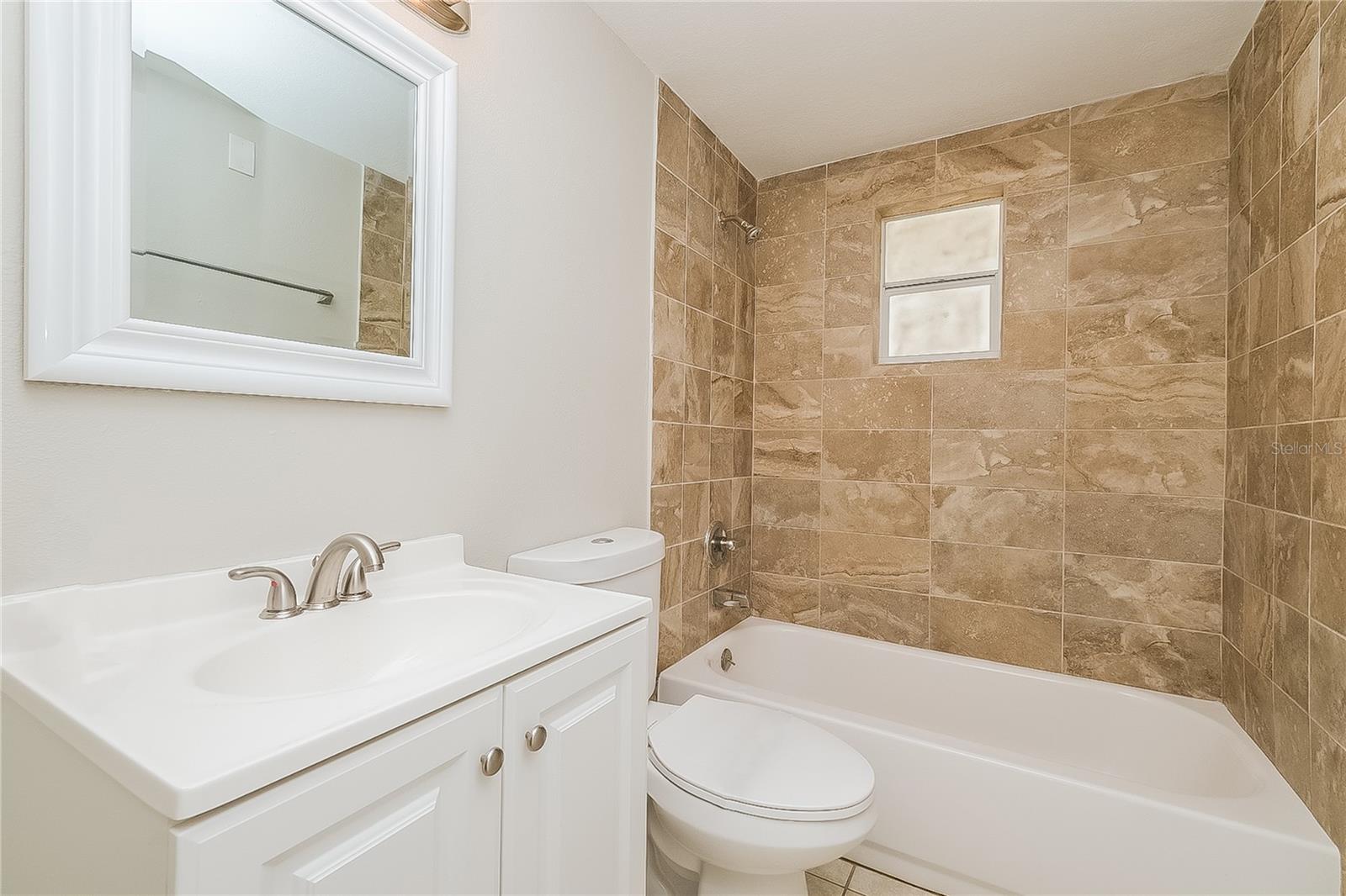 MELODIE HILLS 01 - Residential Lease