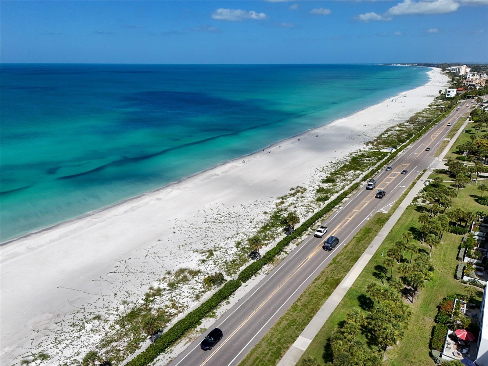 BEACH HARBOR CLUB - Residential