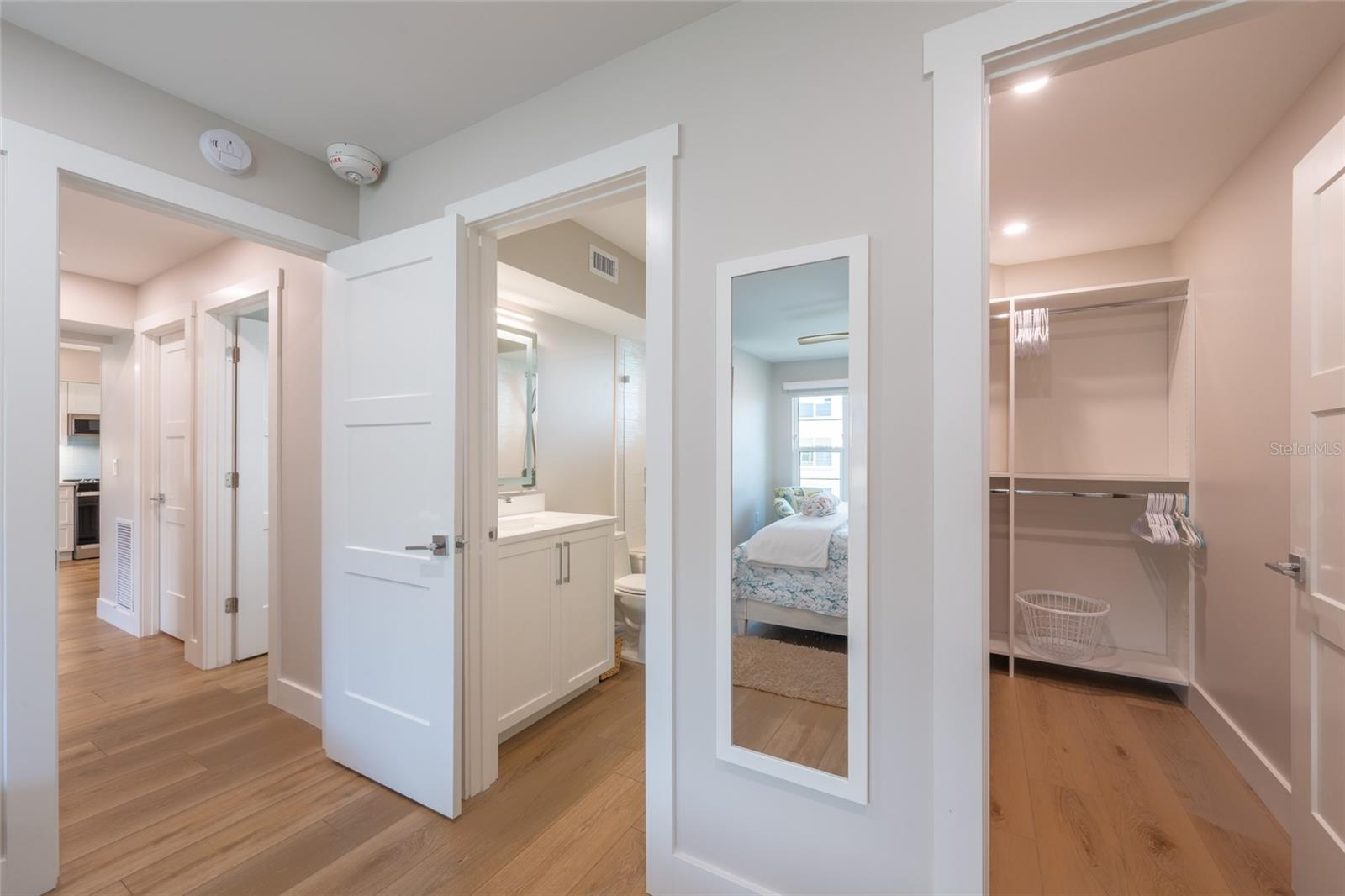 BEACH HARBOR CLUB - Residential