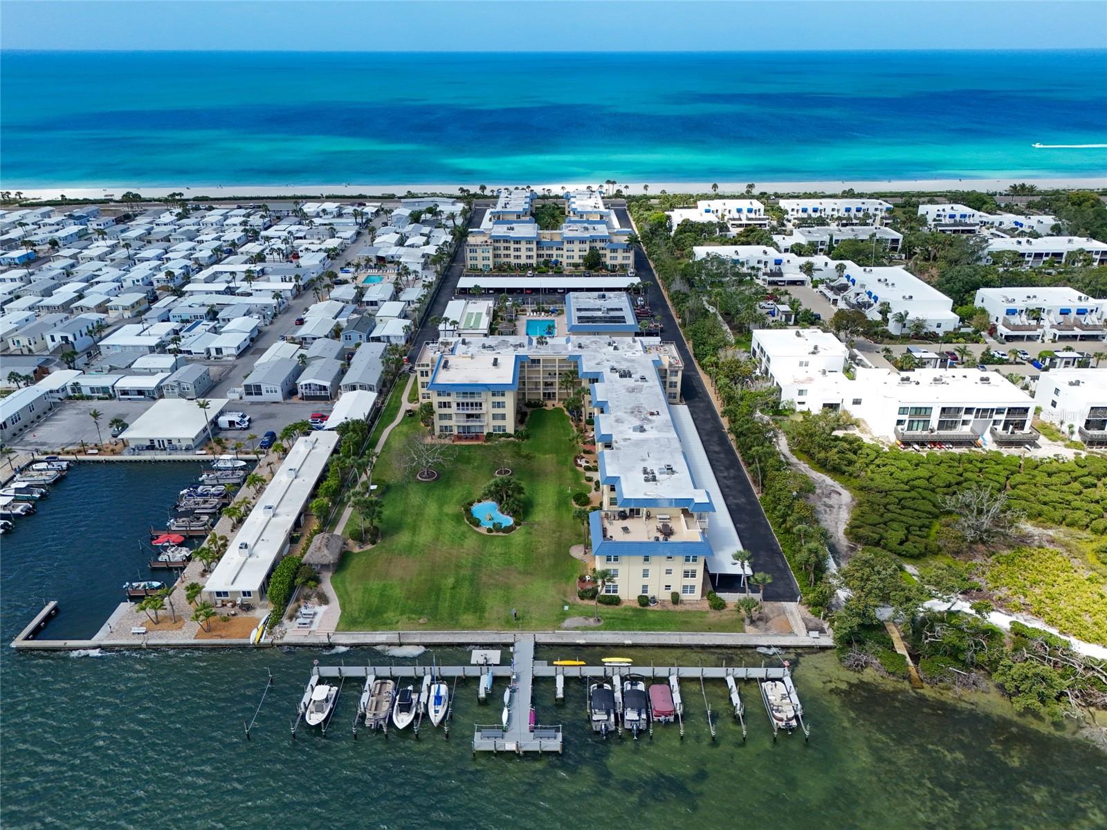 BEACH HARBOR CLUB - Residential