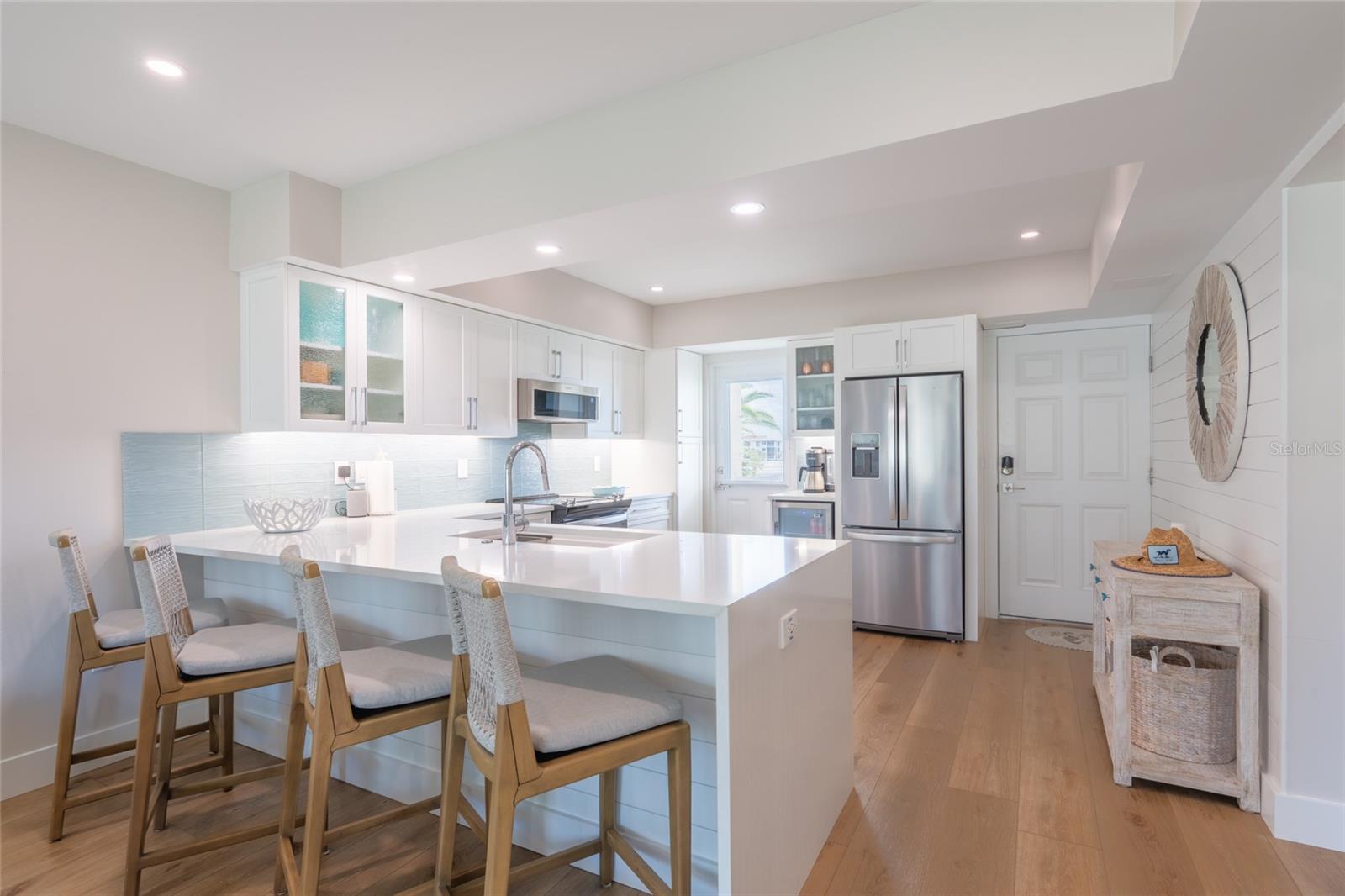 BEACH HARBOR CLUB - Residential