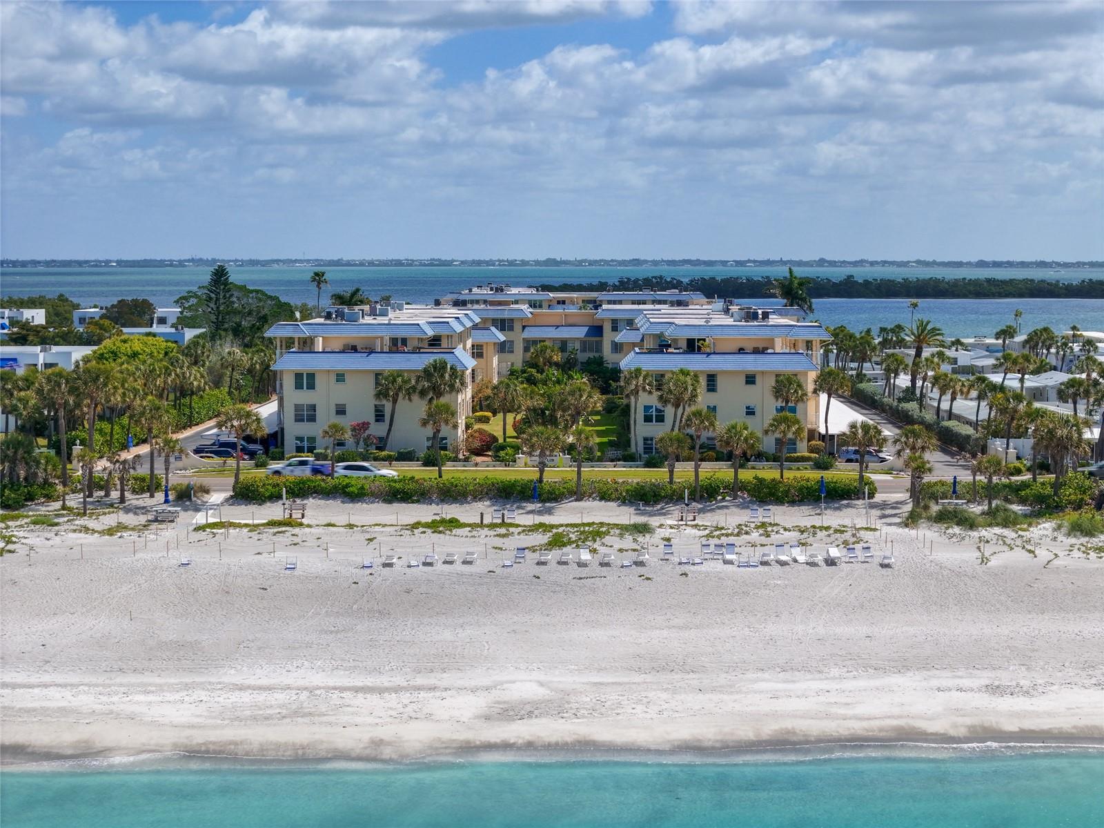 3804 GULF OF MEXICO DRIVE B305