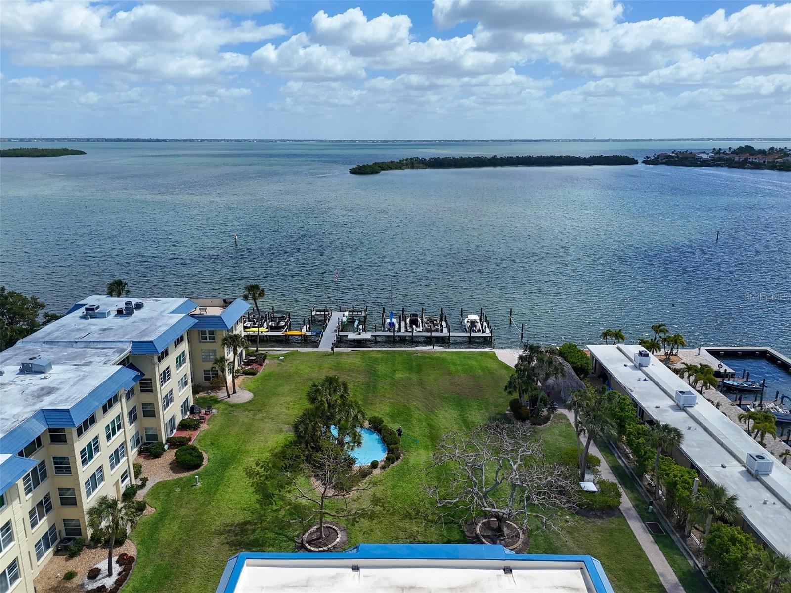 BEACH HARBOR CLUB - Residential