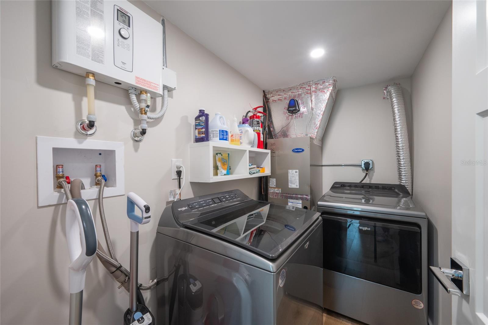 BEACH HARBOR CLUB - Residential