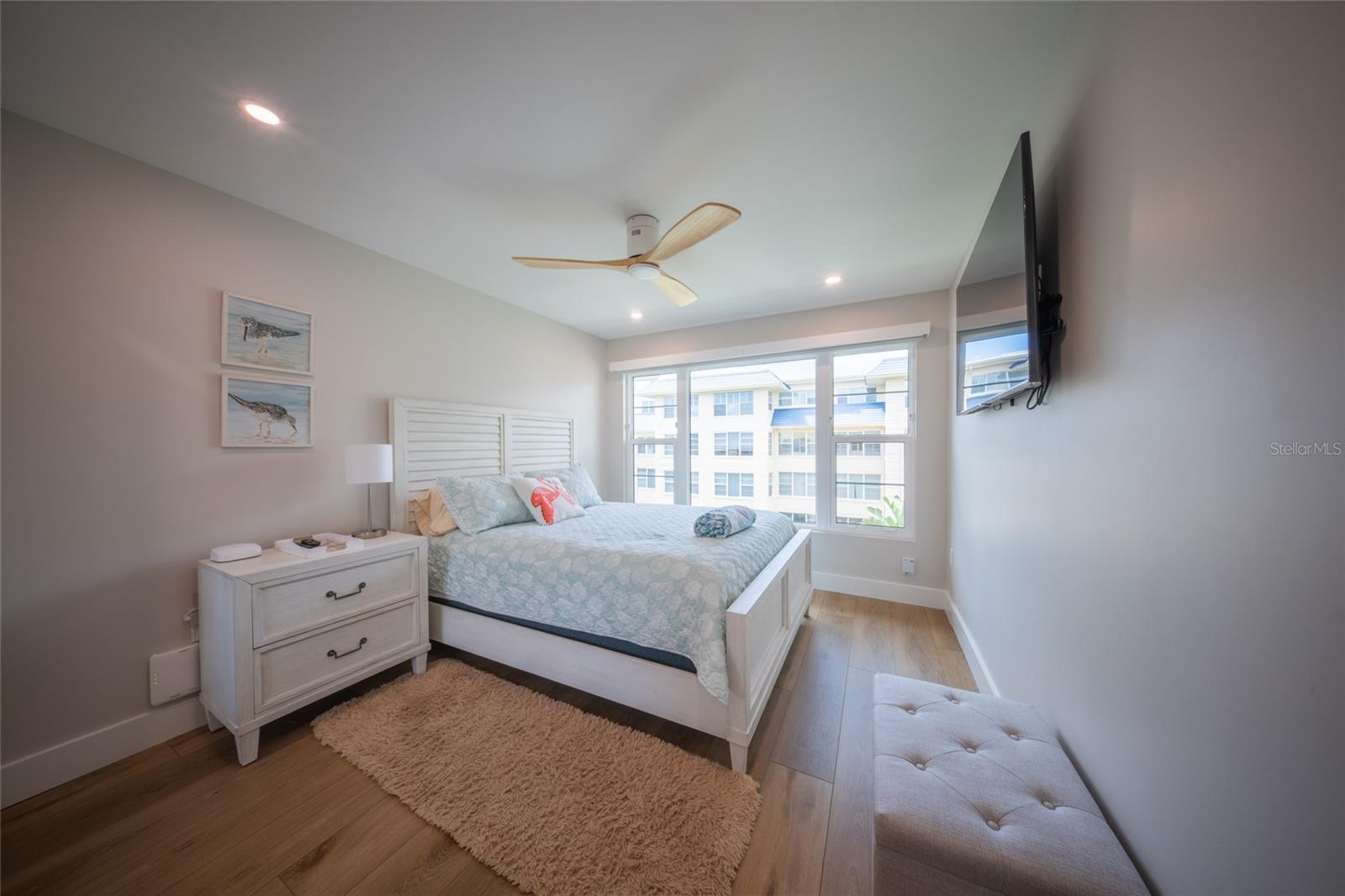 BEACH HARBOR CLUB - Residential