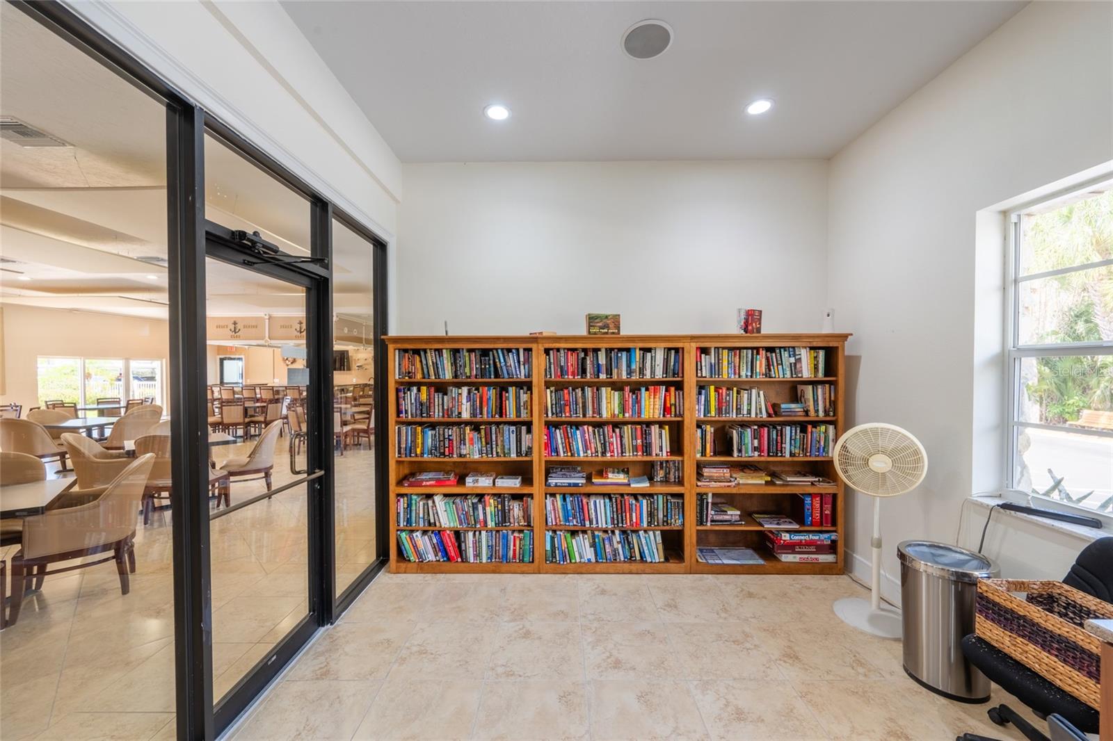 BEACH HARBOR CLUB - Residential