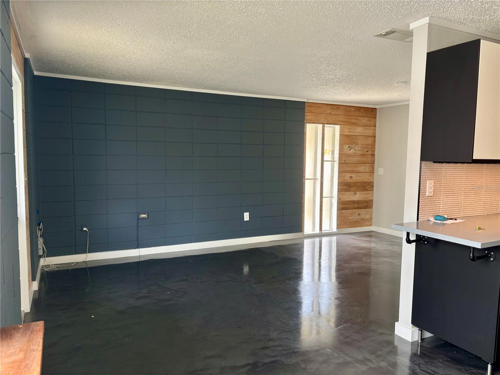 NORTH VAMO SUB 2 - Residential Lease