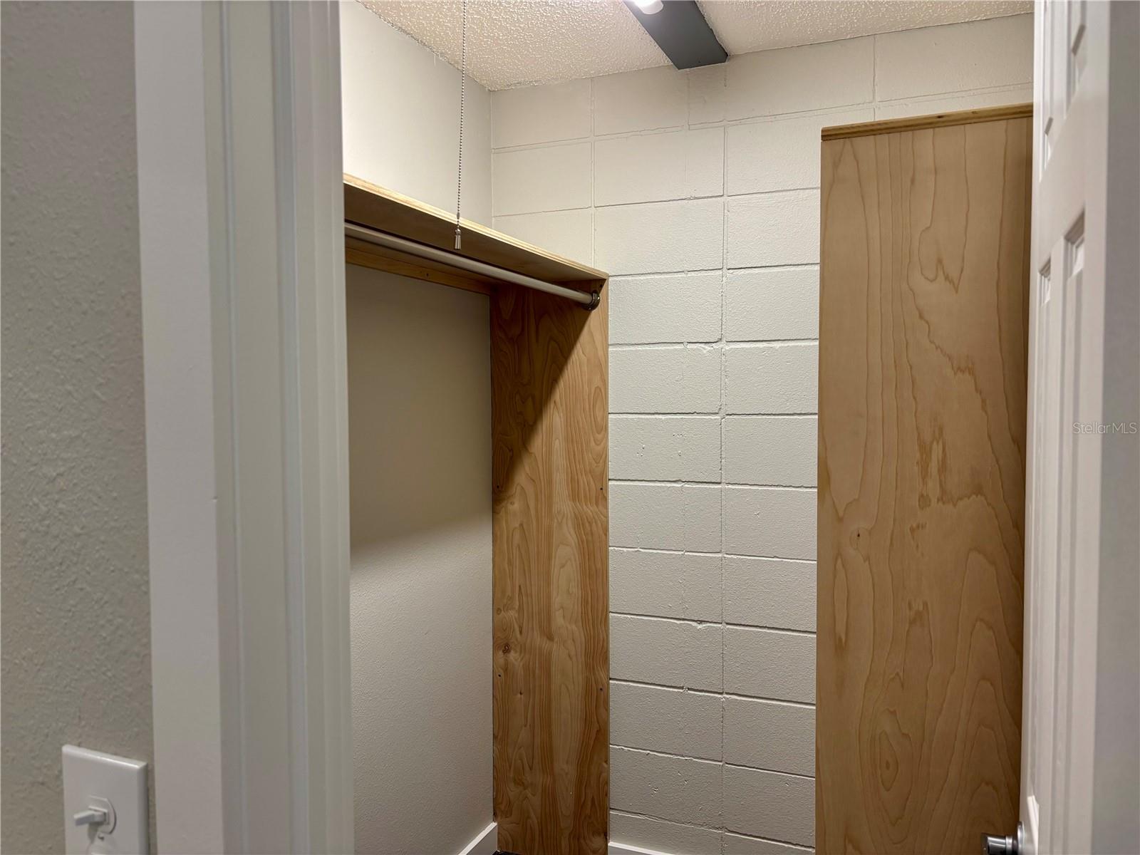 NORTH VAMO SUB 2 - Residential Lease