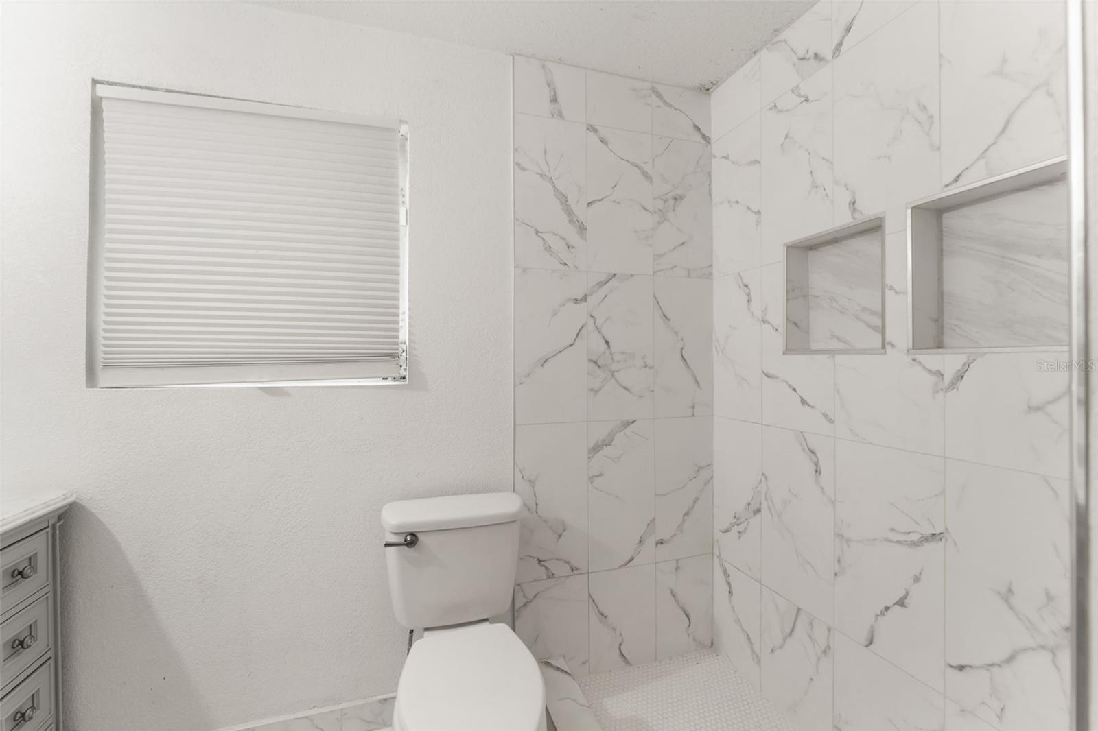 ENGLEWOOD PARK - Residential