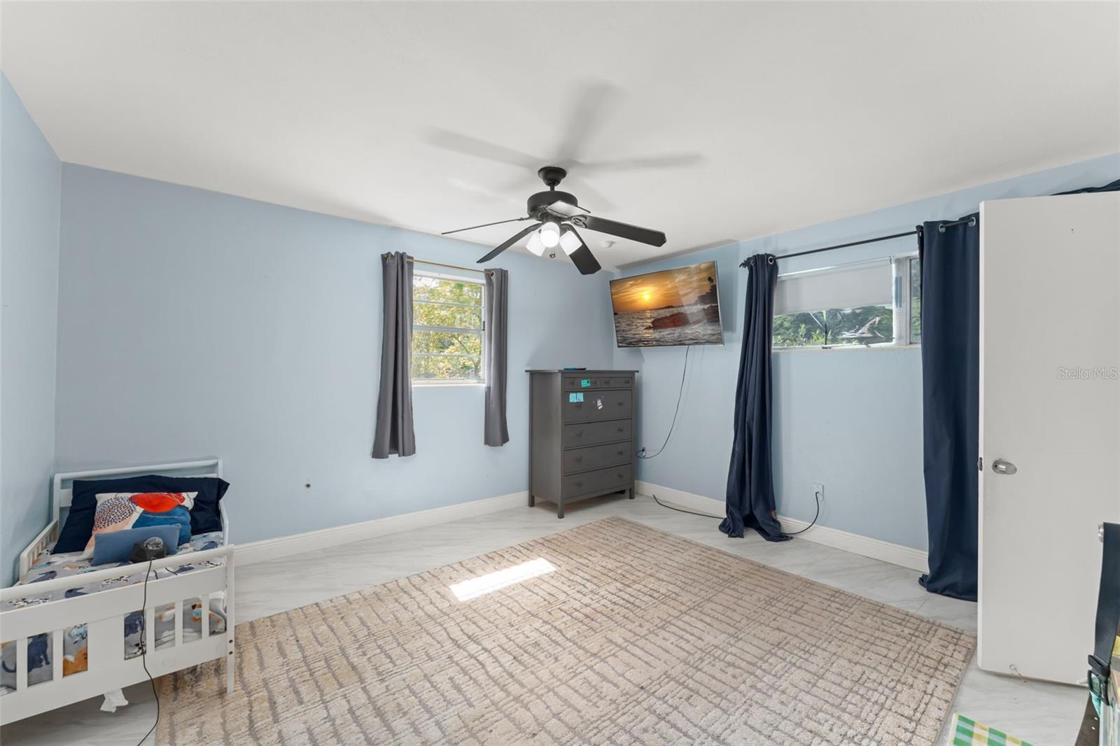 ENGLEWOOD PARK - Residential