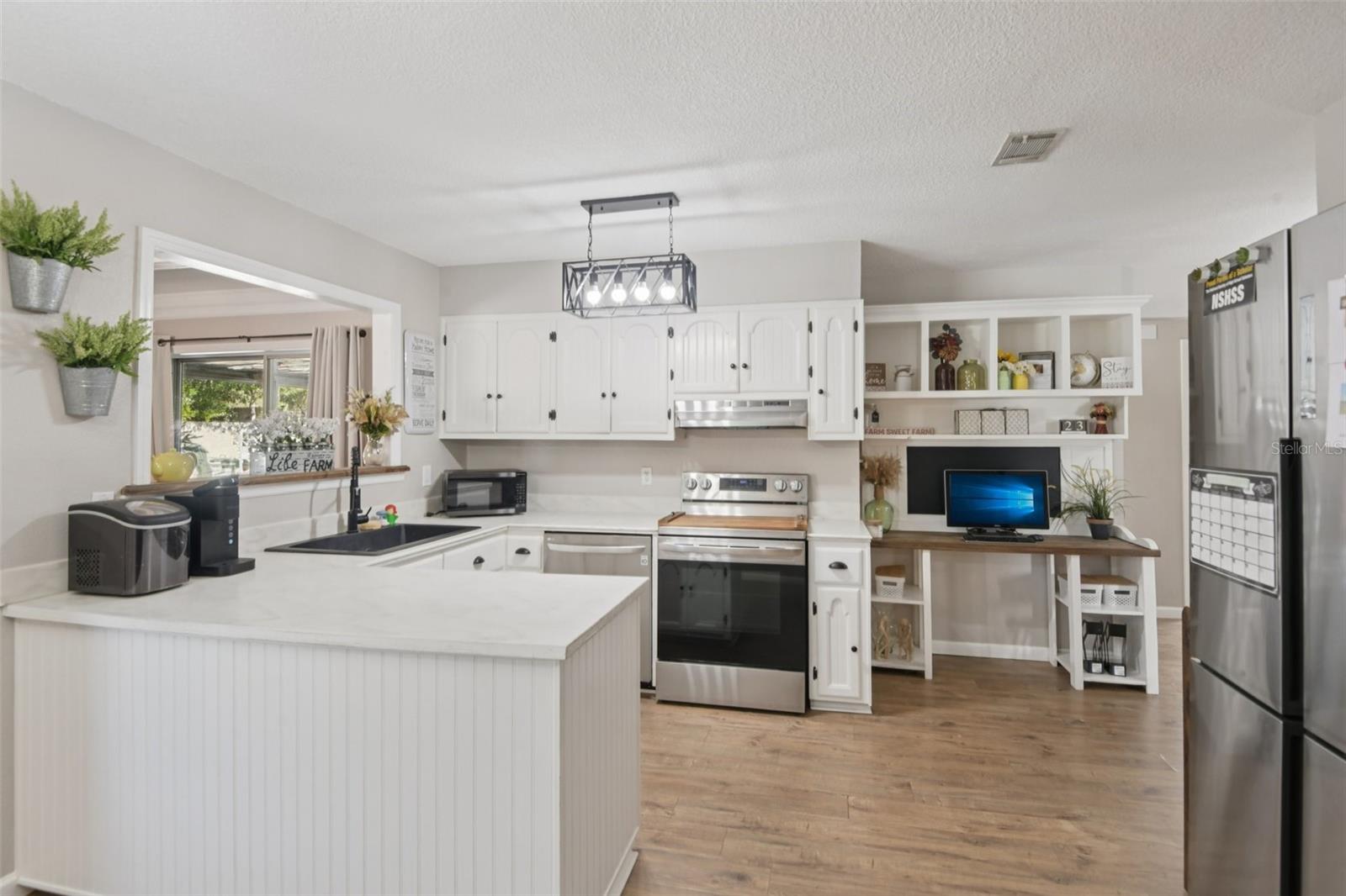 RIDGE MANOR FARMS - Residential