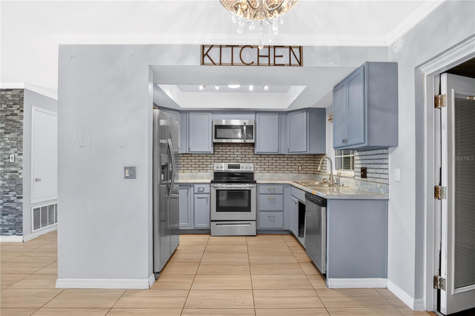 CITRUS COVE - Residential