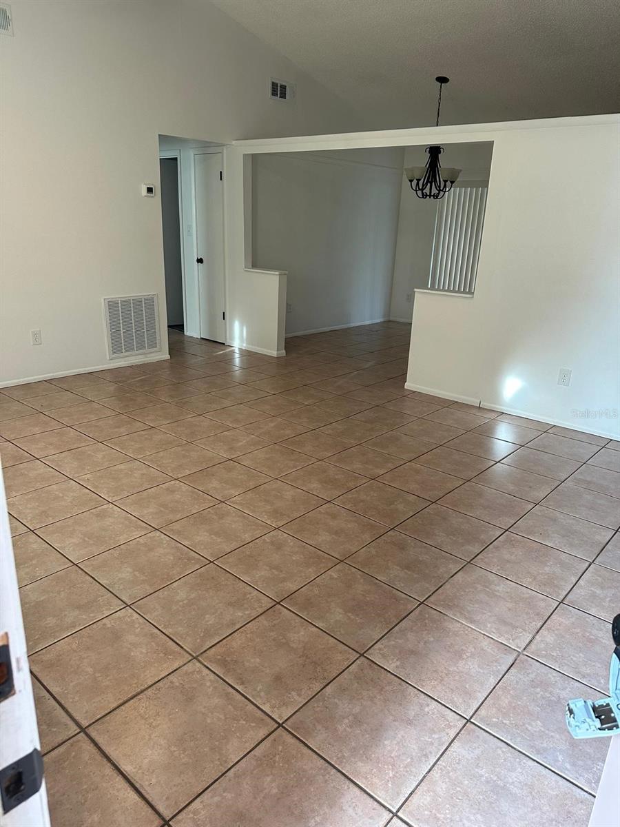 CEDAR RIDGE UNIT 3 - Residential Lease