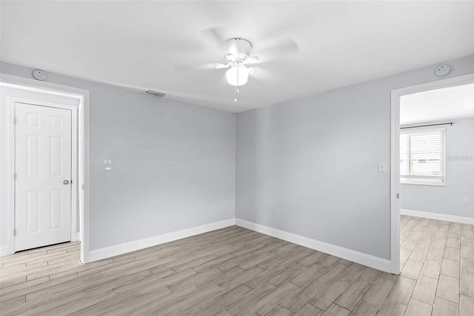 HUDSON BEACH ESTATES - Residential Lease