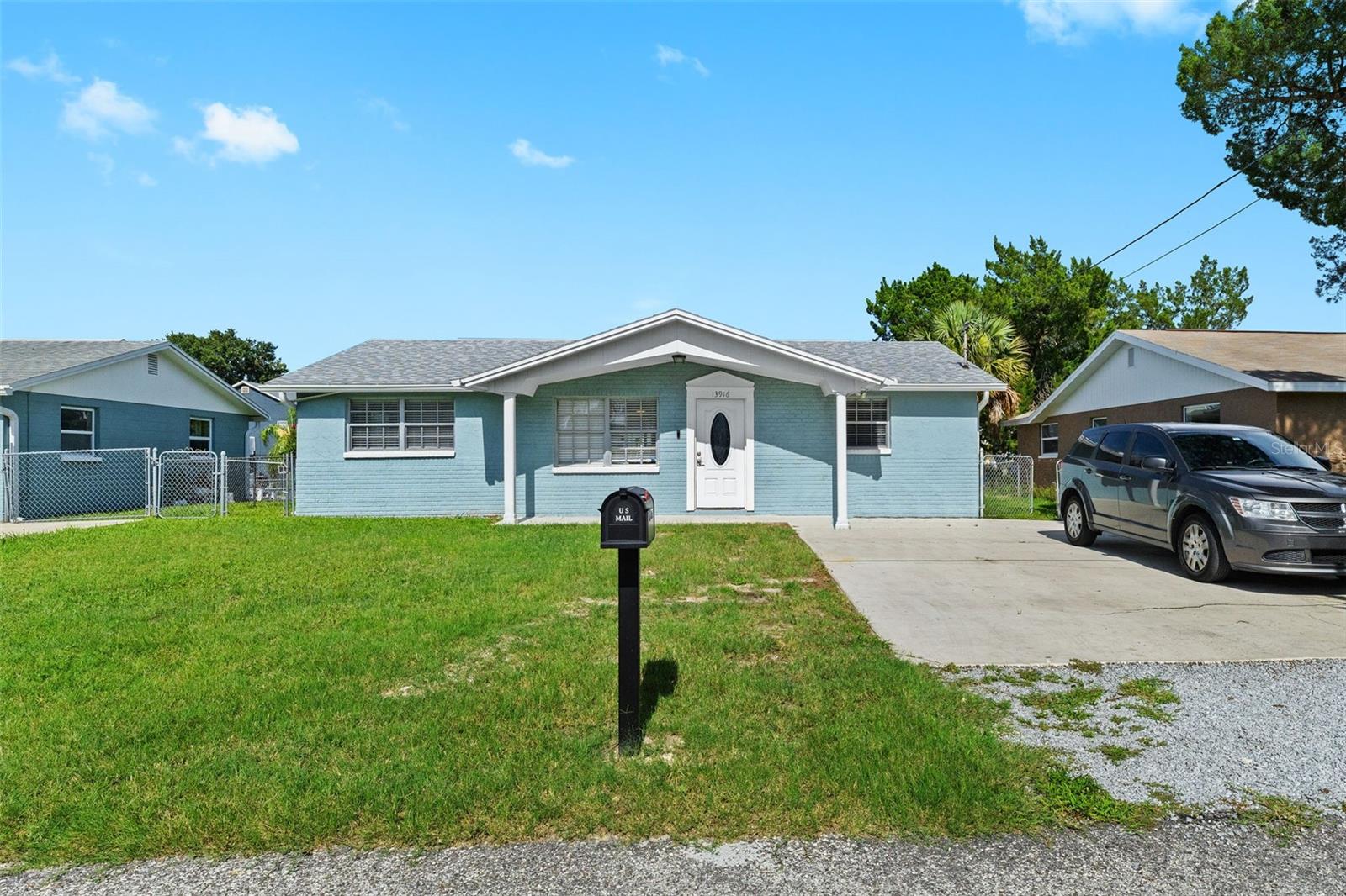 HUDSON BEACH ESTATES - Residential Lease