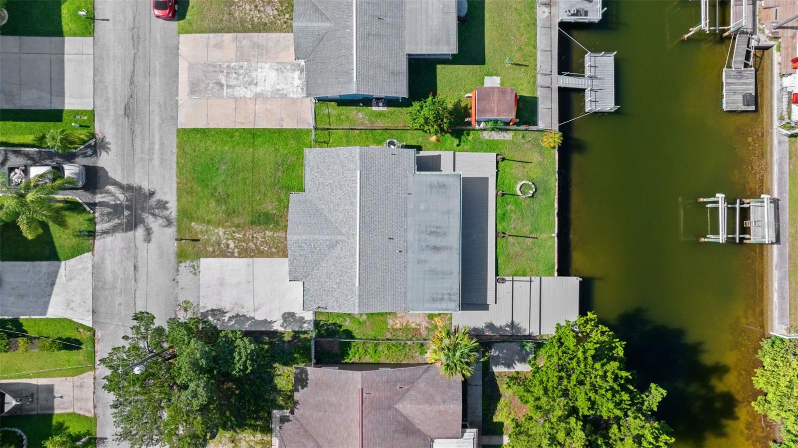 HUDSON BEACH ESTATES - Residential Lease