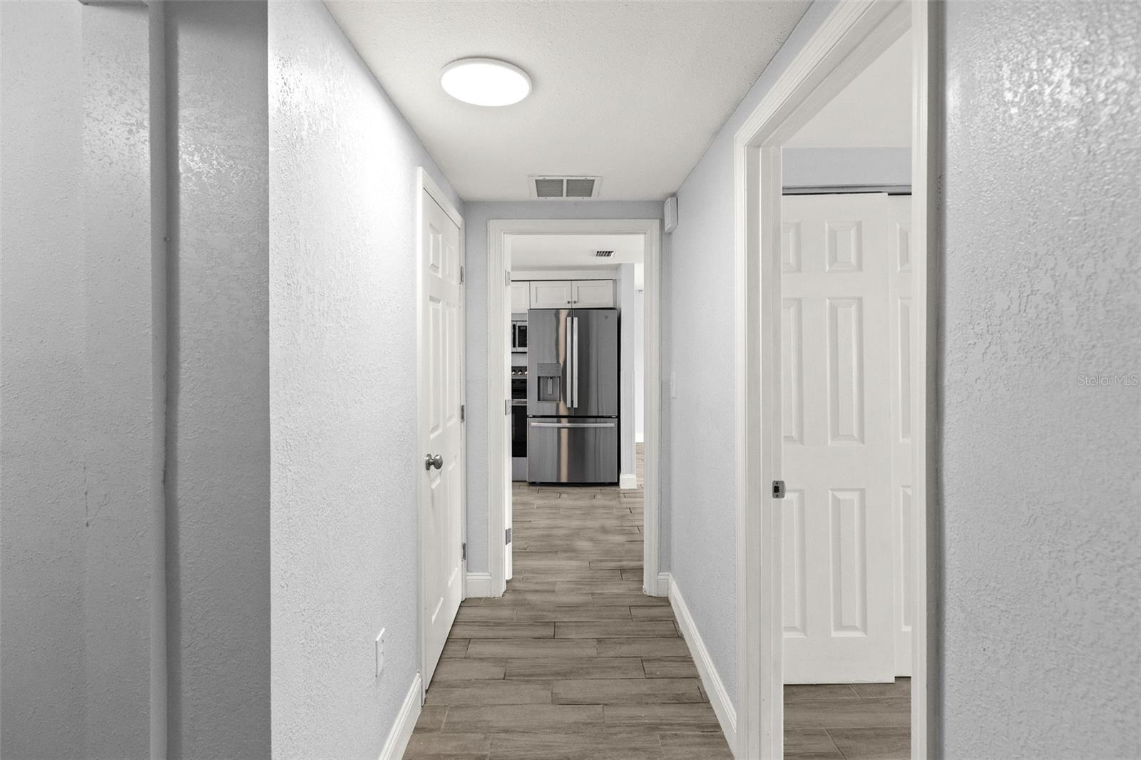 HUDSON BEACH ESTATES - Residential Lease