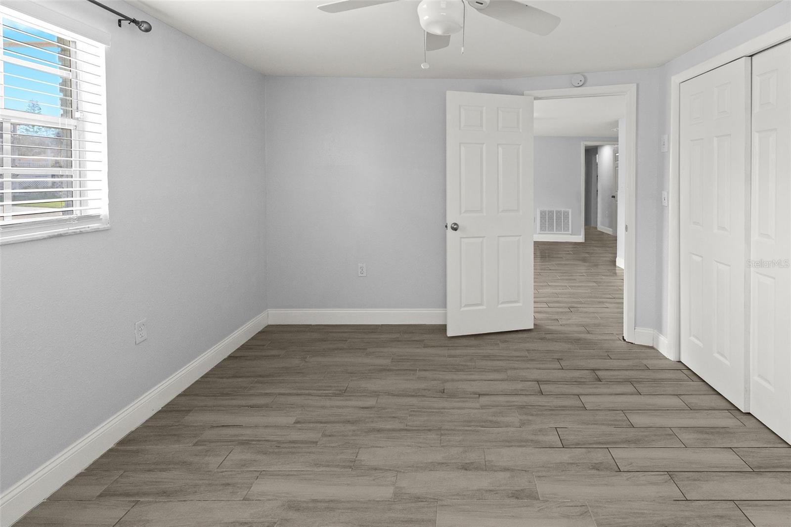 HUDSON BEACH ESTATES - Residential Lease