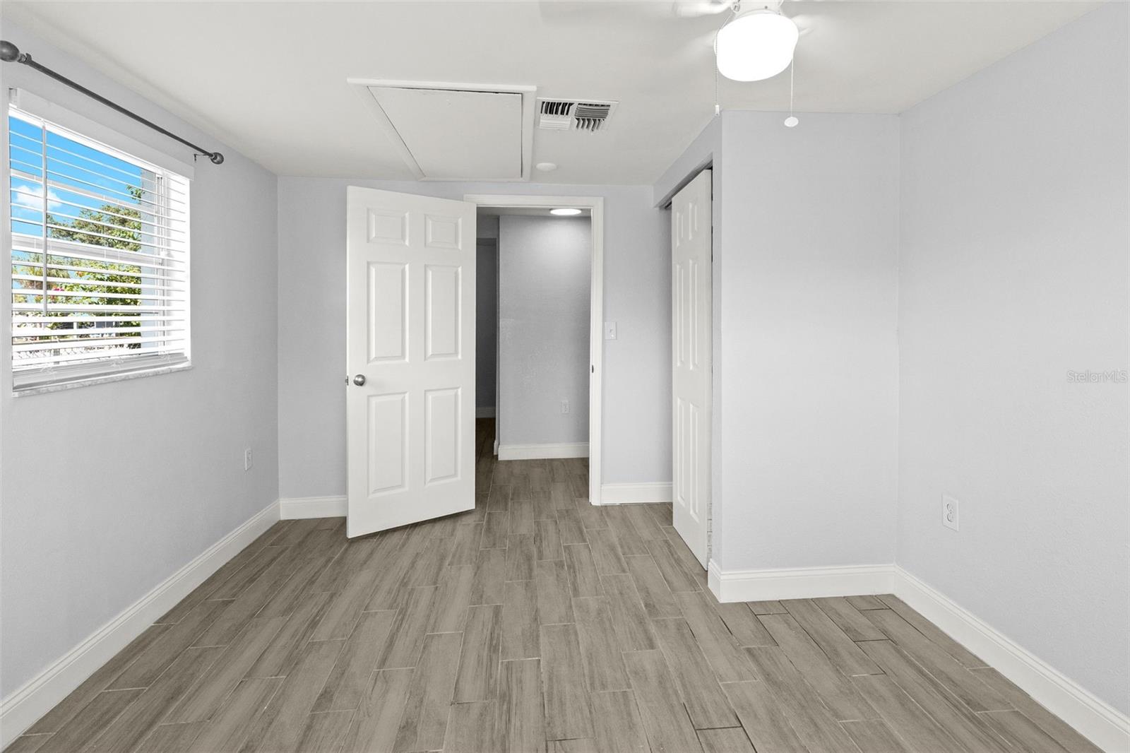 HUDSON BEACH ESTATES - Residential Lease